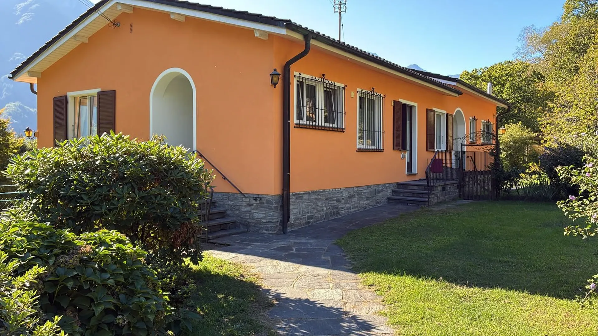 Mietwohnung mit 2 Zimmern in Gordevio