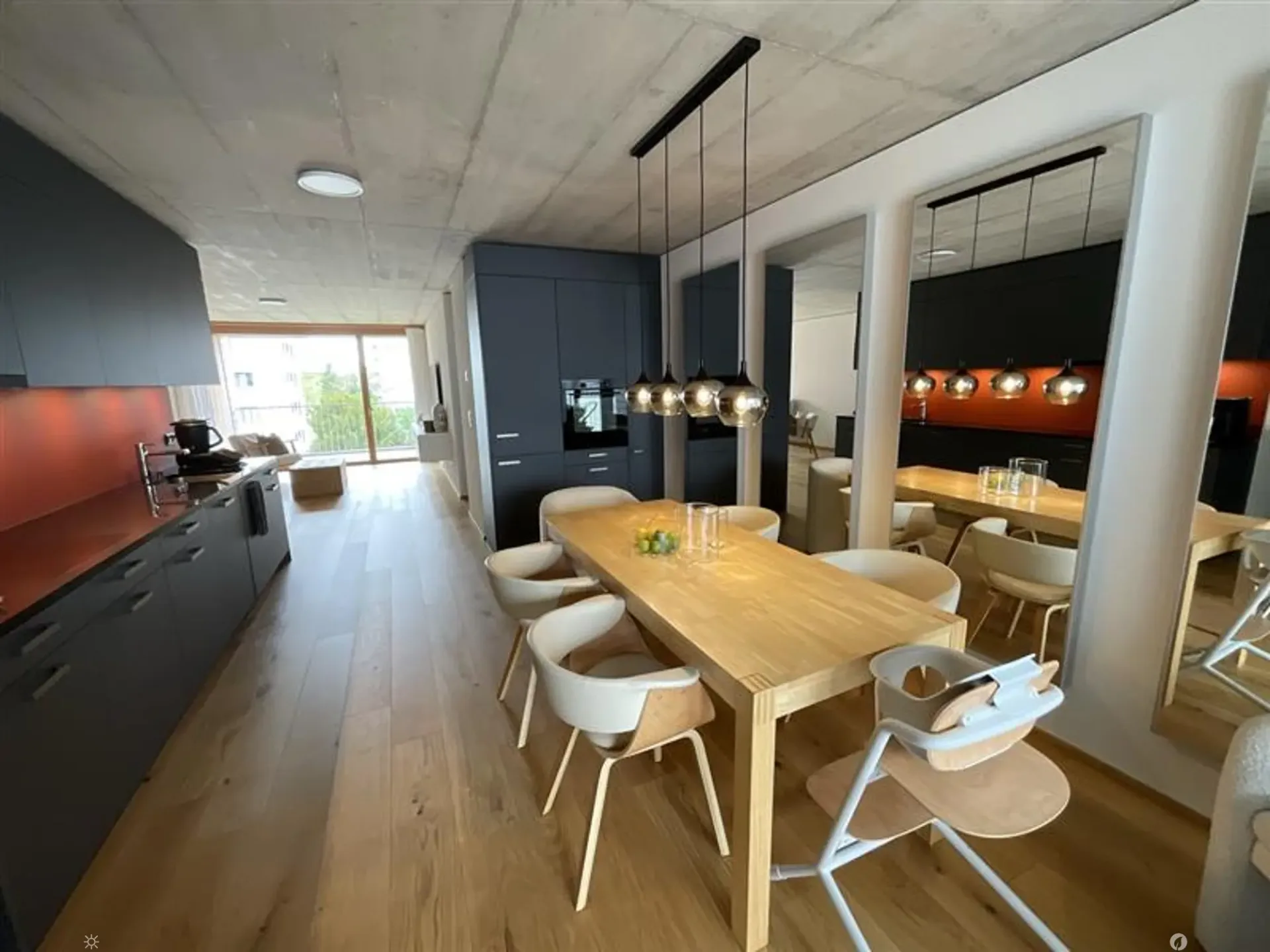 Moderne 3.5-Zimmer-Wohnung mit 2 Balkonen in Biel