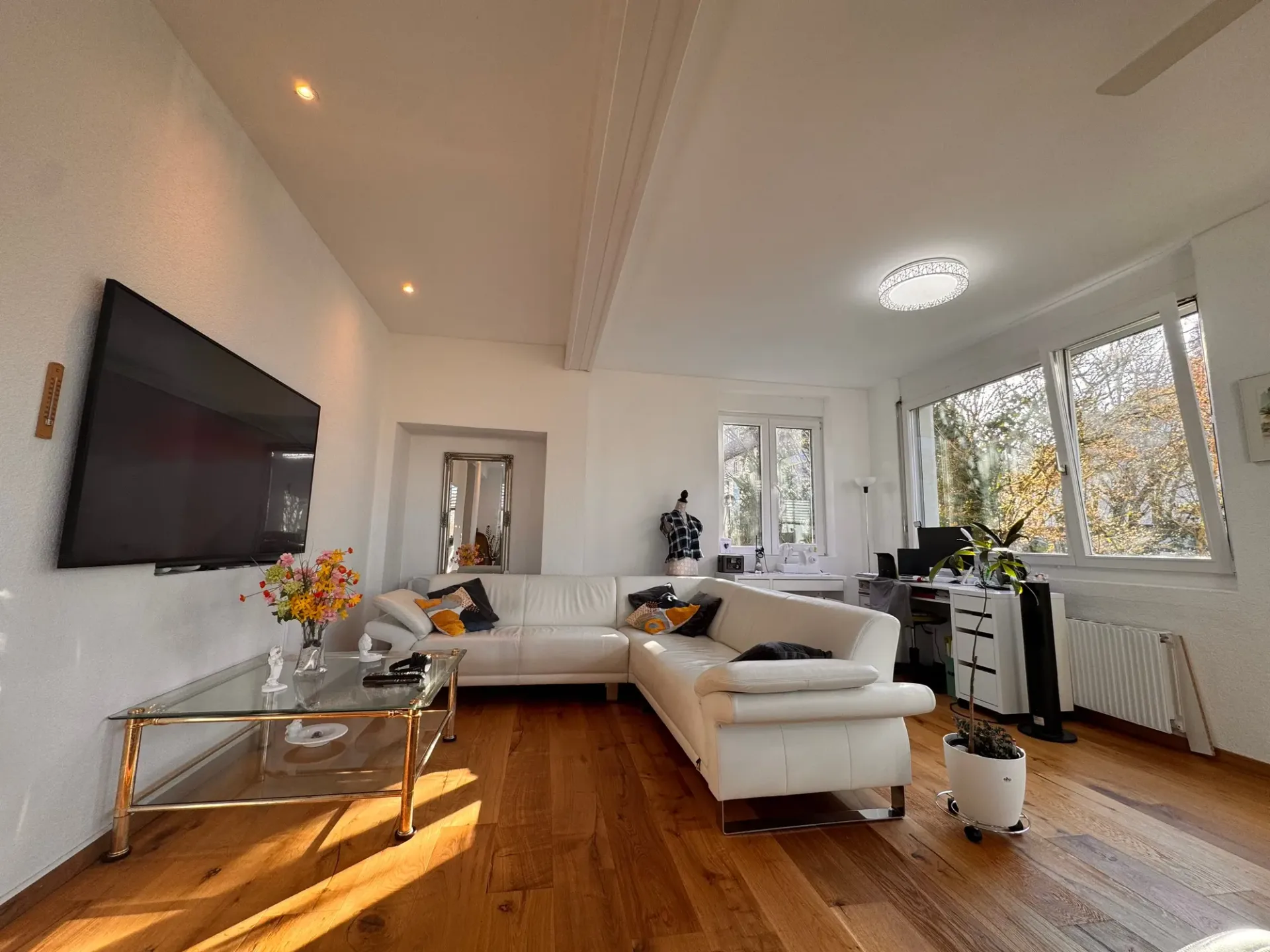 Spacious 4.5-room garden apartment with special extras