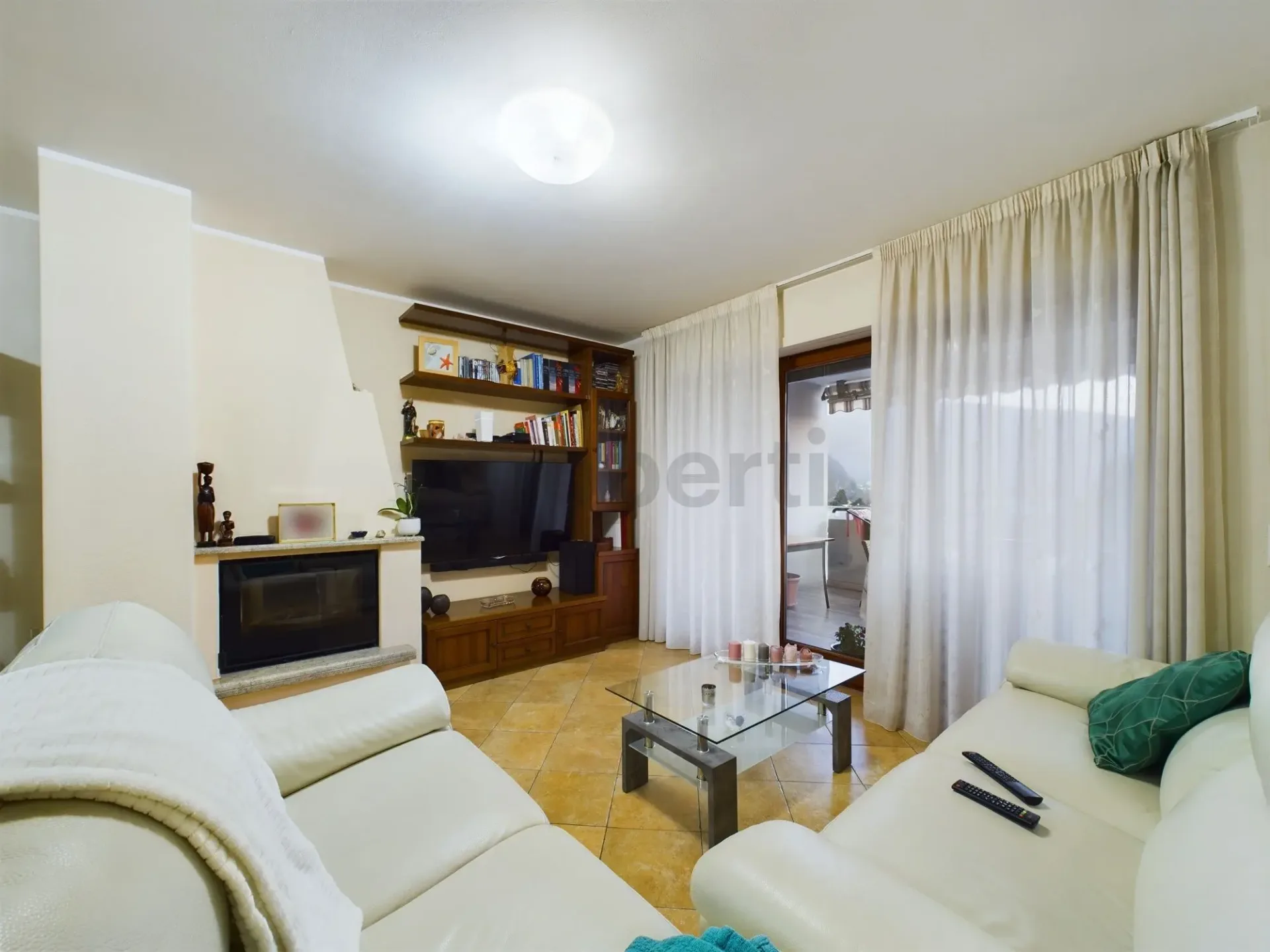 Geräumige und helle 4,5-Zimmer-Wohnung in Caslano