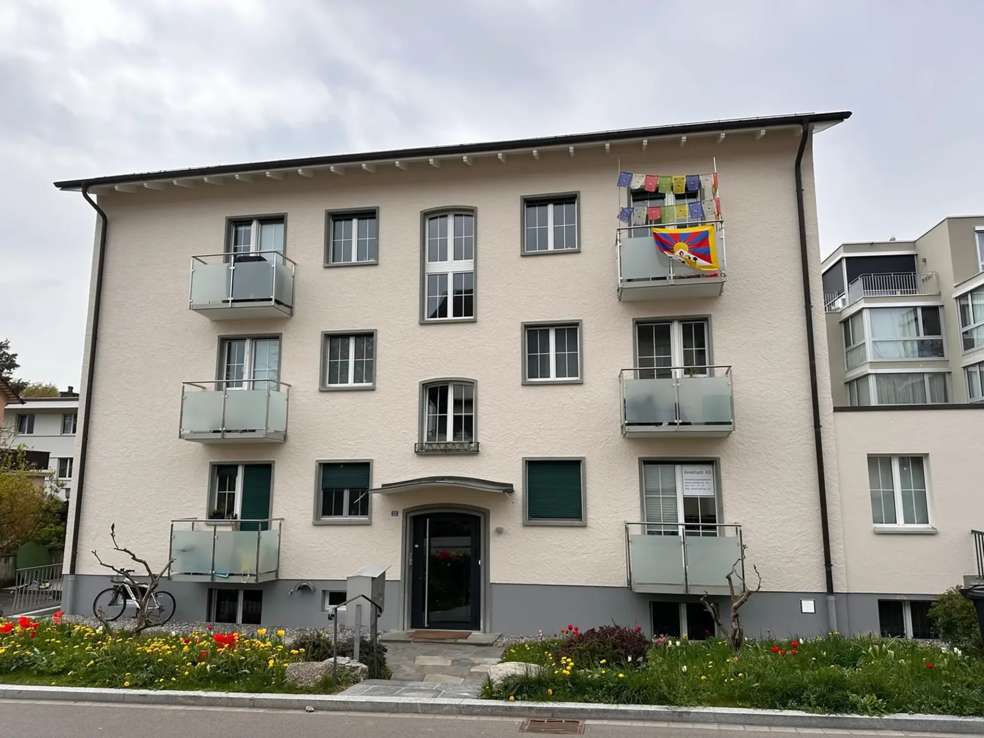 Charmante 3-Zimmer-Wohnung in ruhiger Lage in Küsnacht ZH