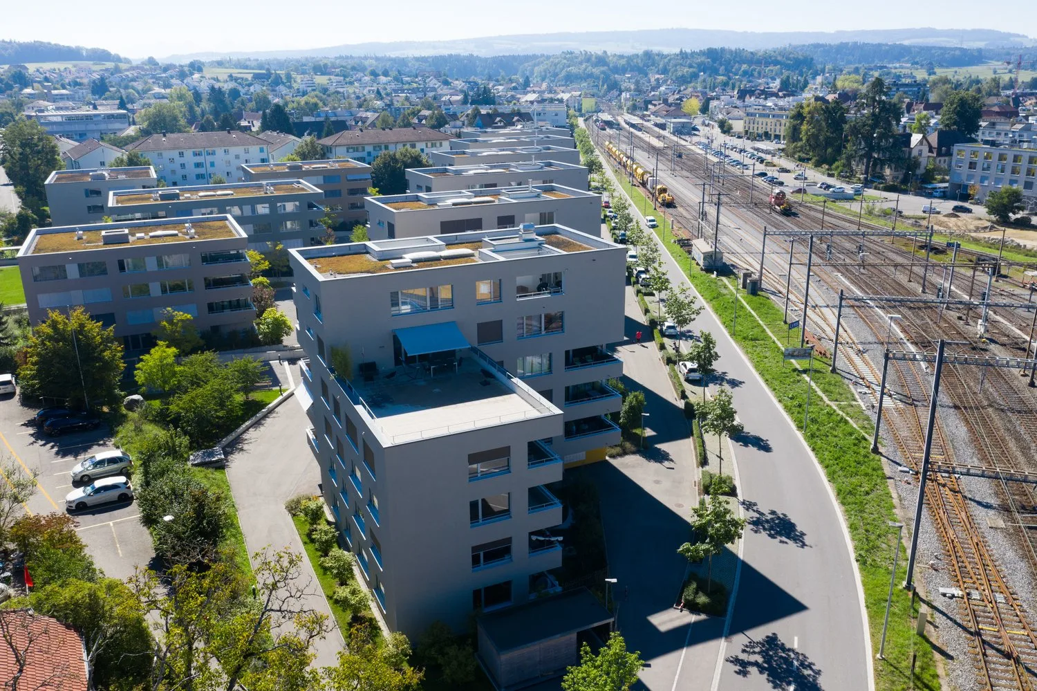 Motorradplätze in Einstellhalle zu vermieten