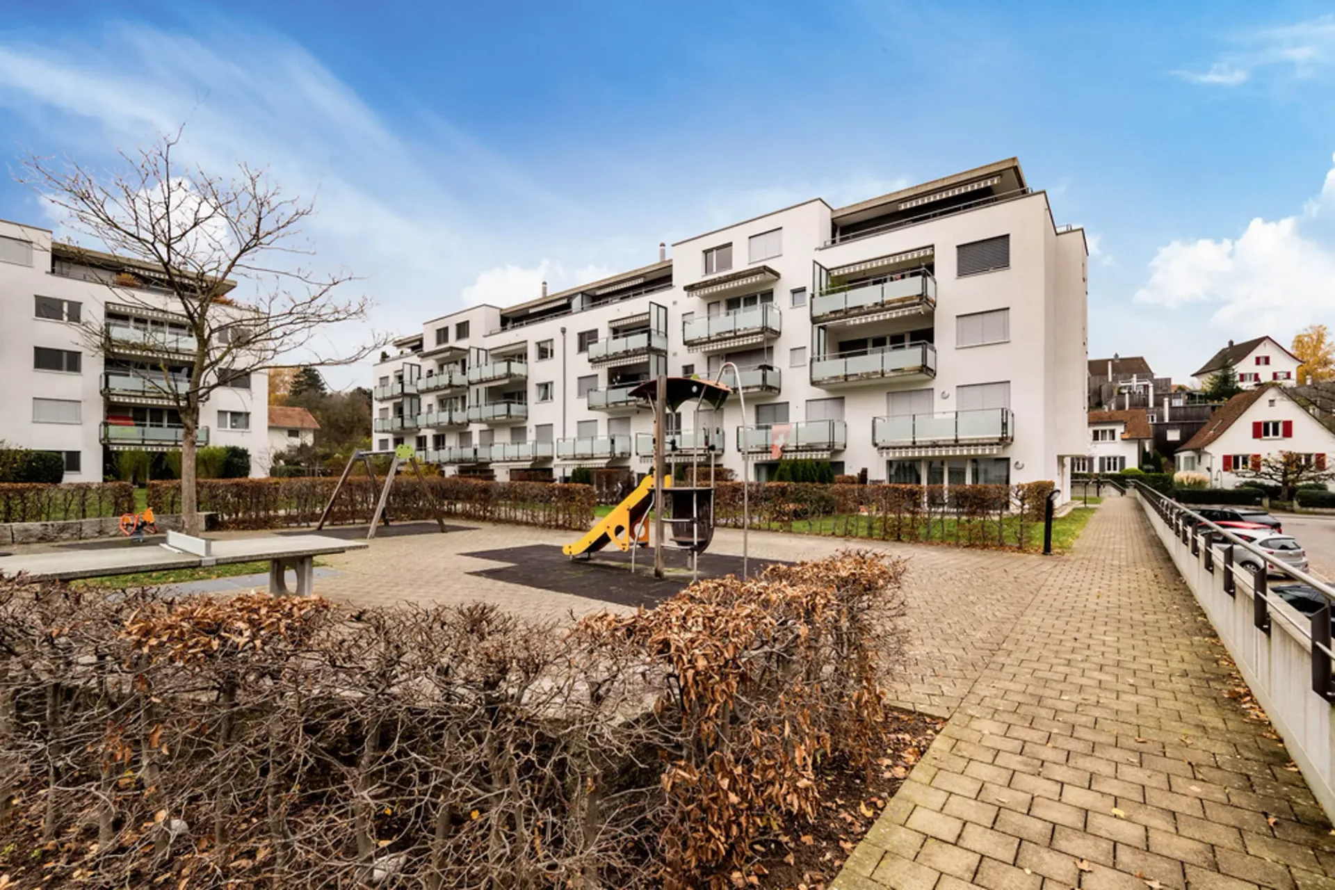 Einstellplatz in zentraler Lage in Bülach zu vermieten