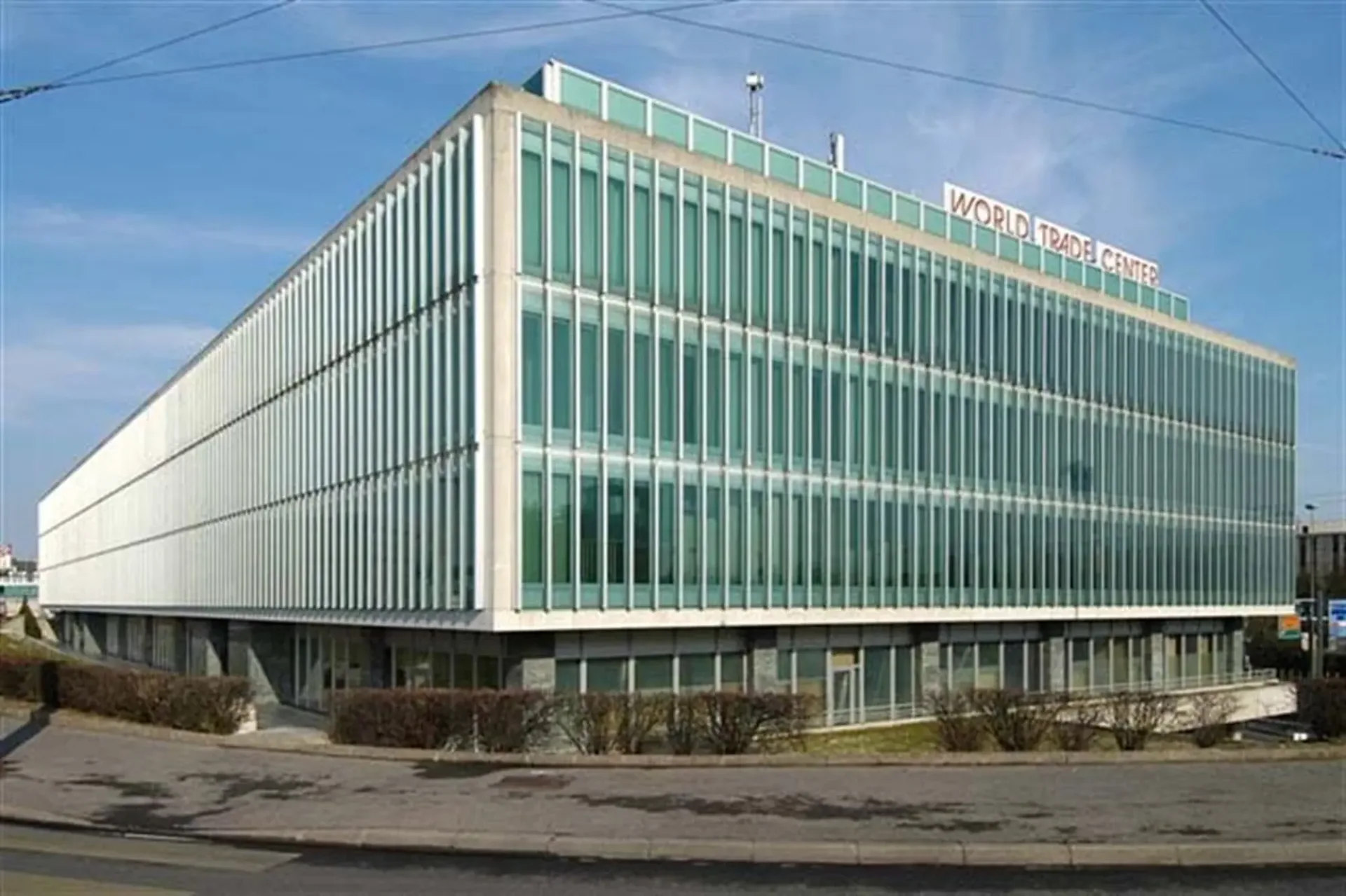 Verkaufsfläche von 450 m2 im Herzen des World Trade Center II