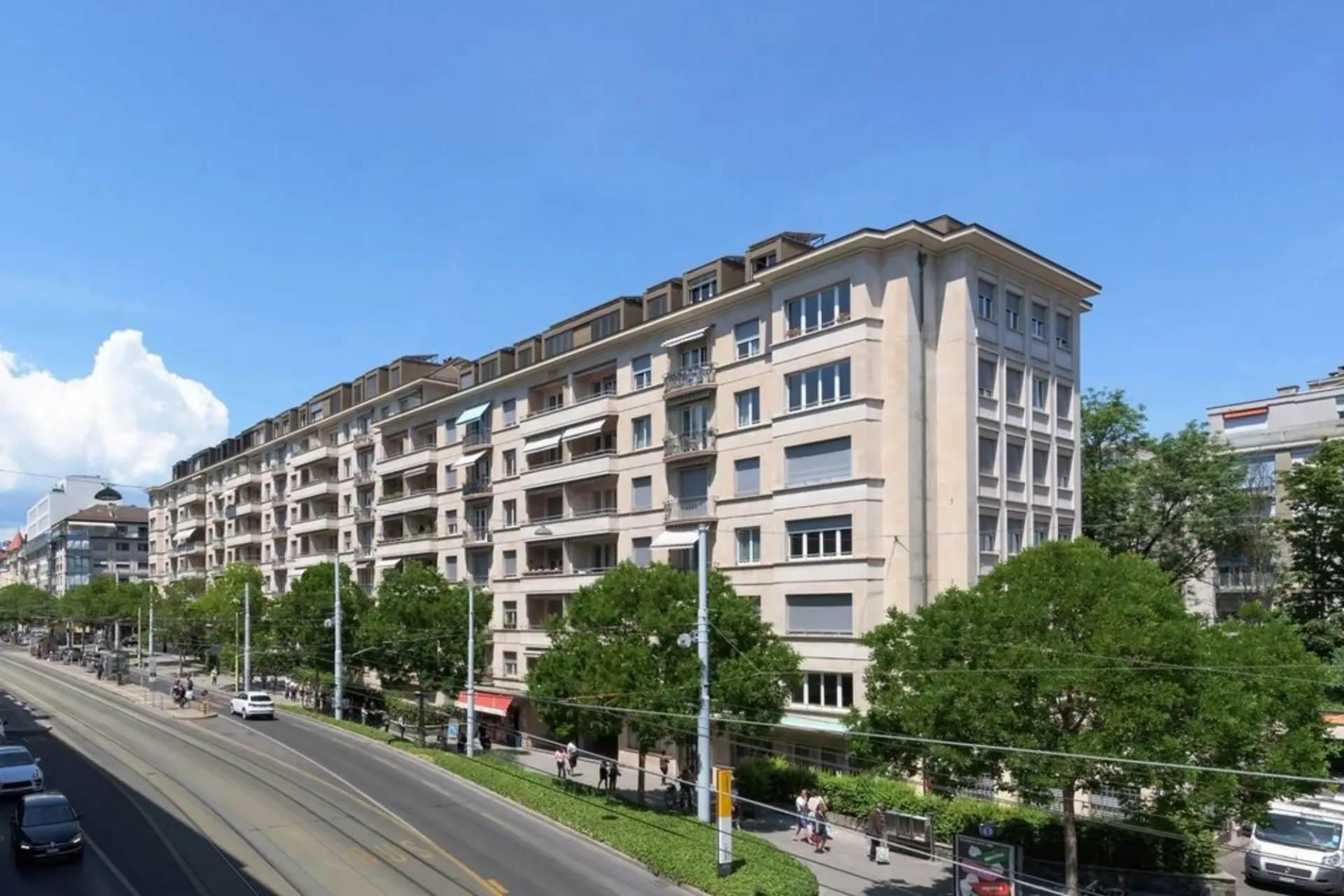 Servette: Außenparkplatz