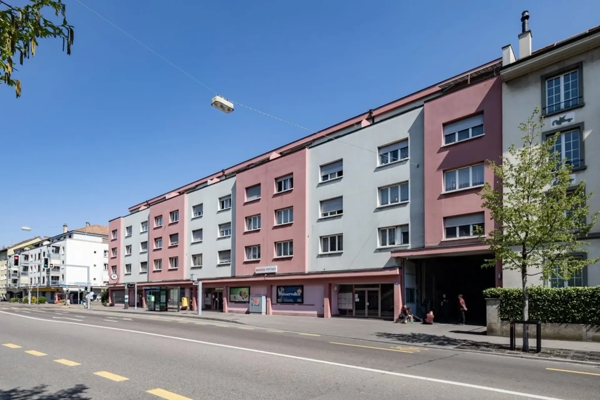Cozy Family Apartment near Felix-Platter Hospital