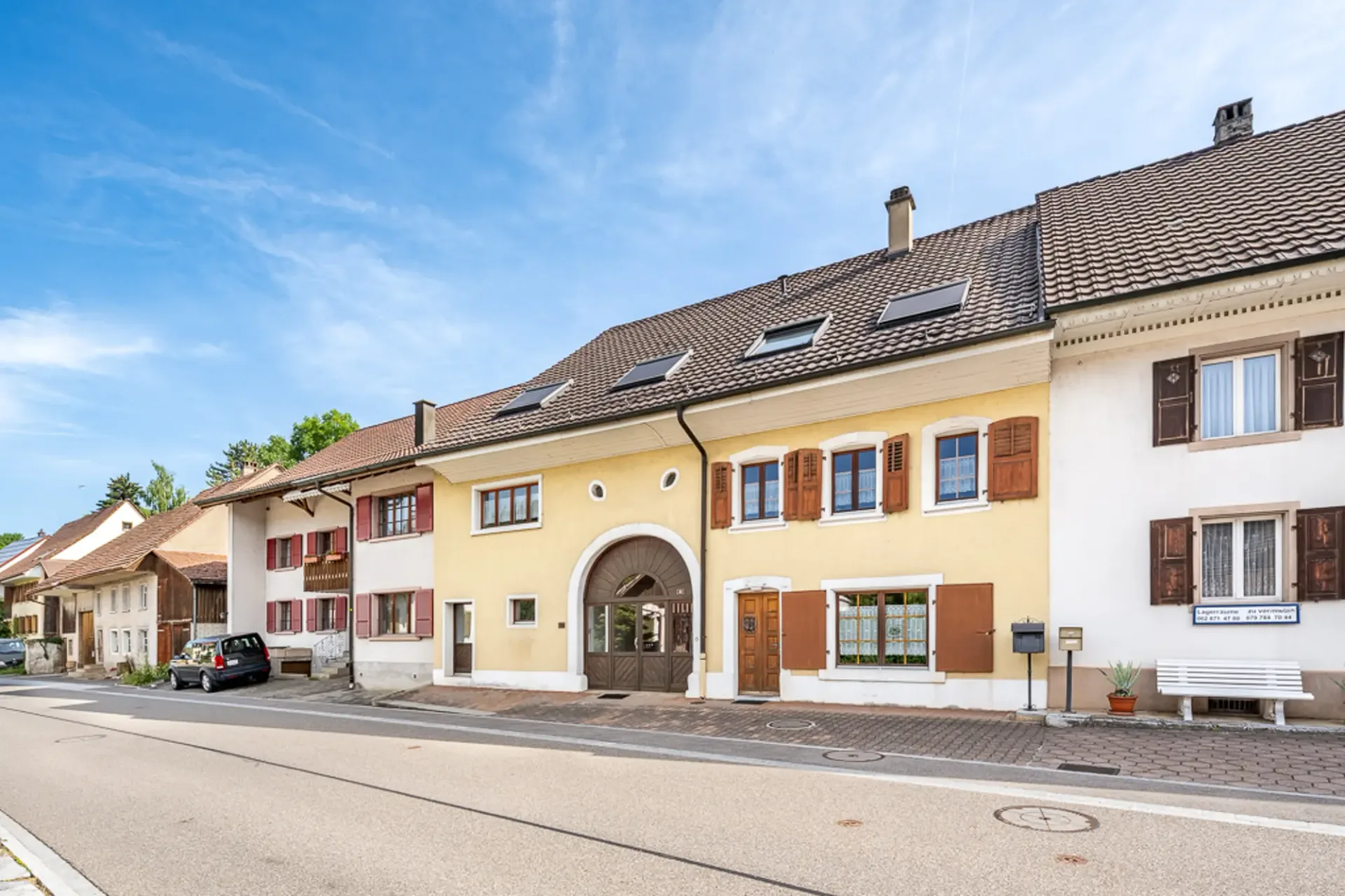 Mehrfamilienhaus in ruhiger Dorflage
