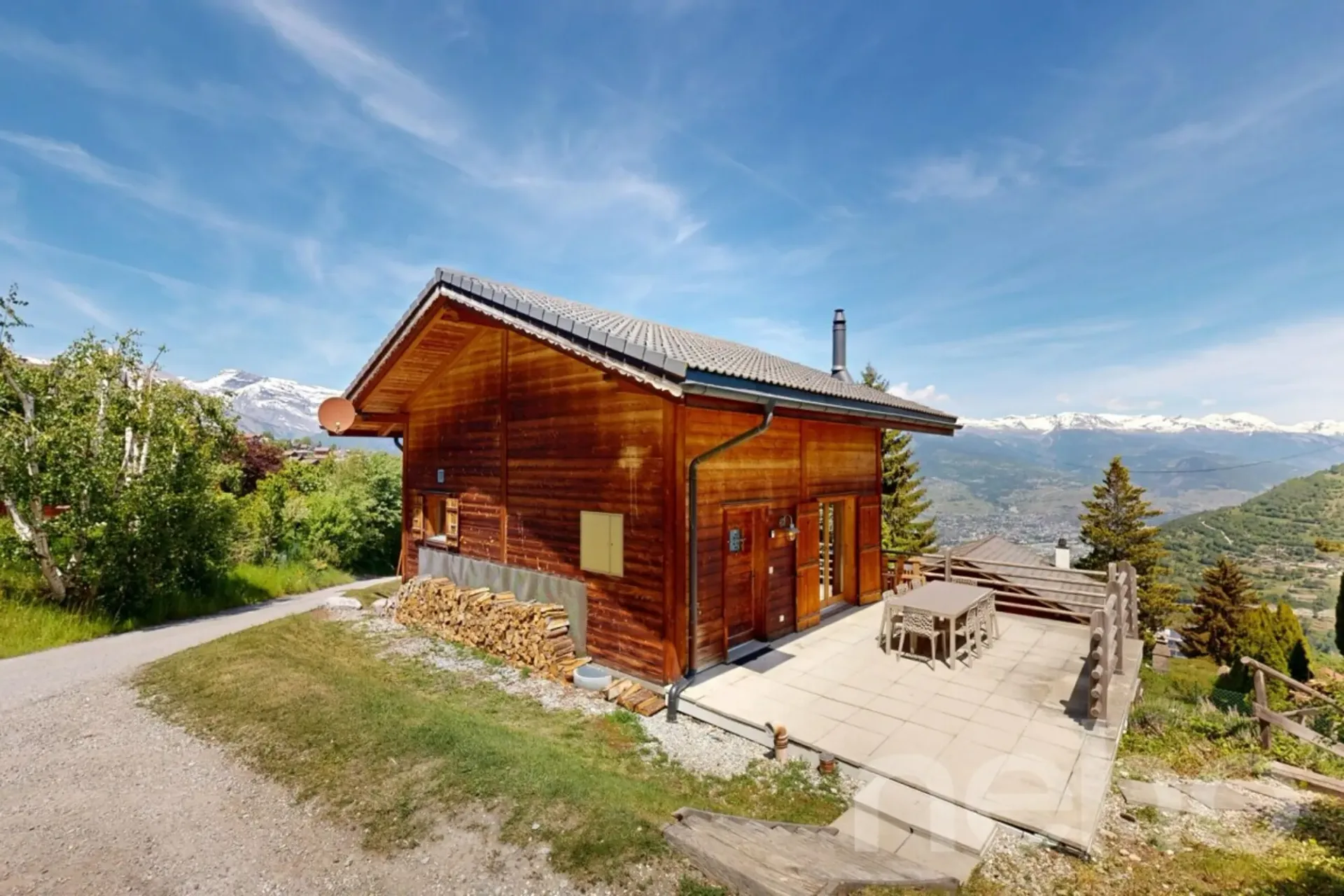 Charmant chalet à Haute-Nendaz avec vue imprenable