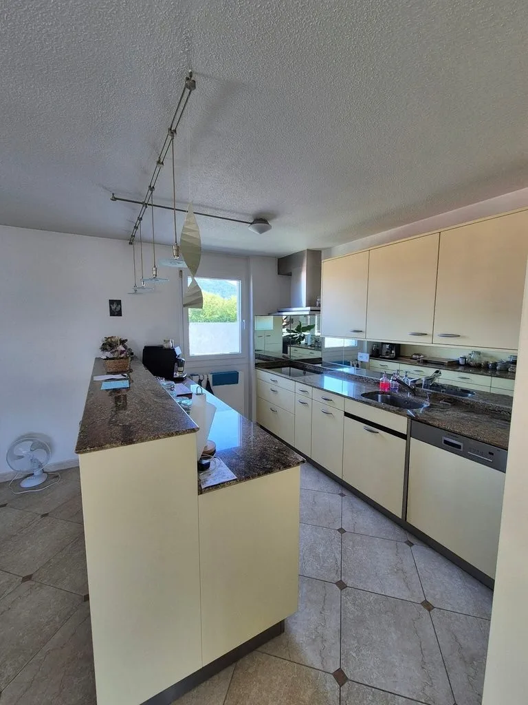 Appartamento penthouse in posizione ideale con vista mozzafiato