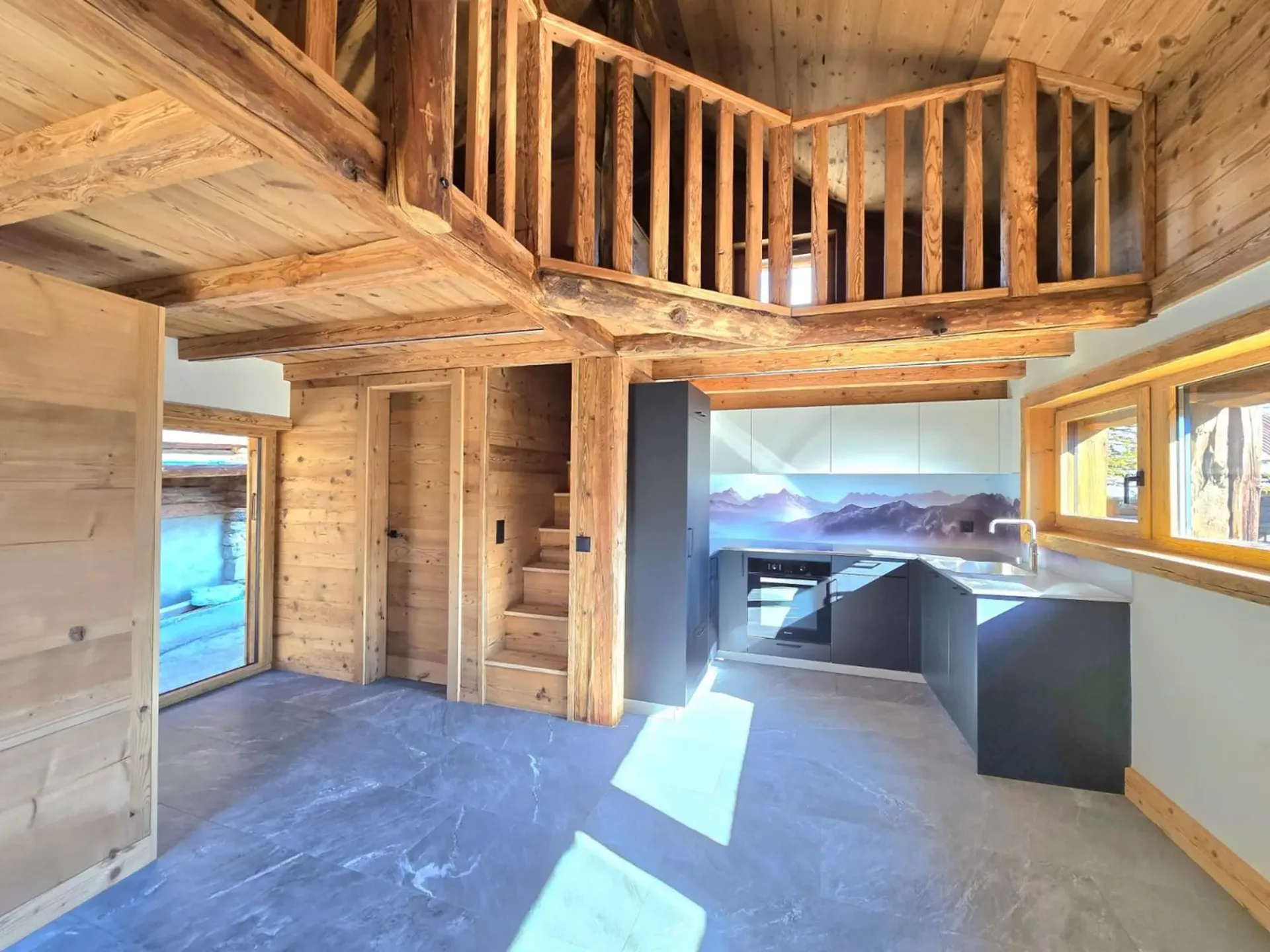 Prächtige renovierte Scheune in Mase mit Terrassen, Aussicht und Parkplatz (Val d'Hérens)