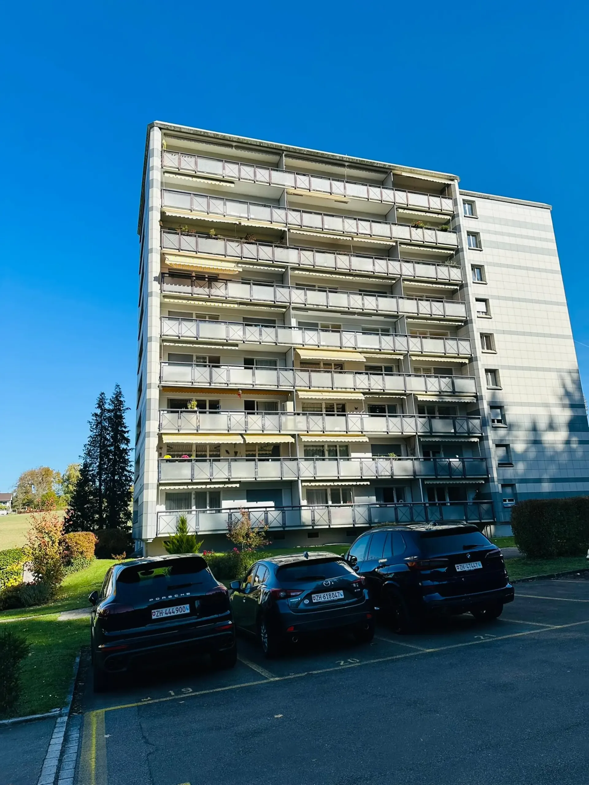 Charmante 3-Zimmer-Wohnung im 5. Obergeschoss in Zollikon