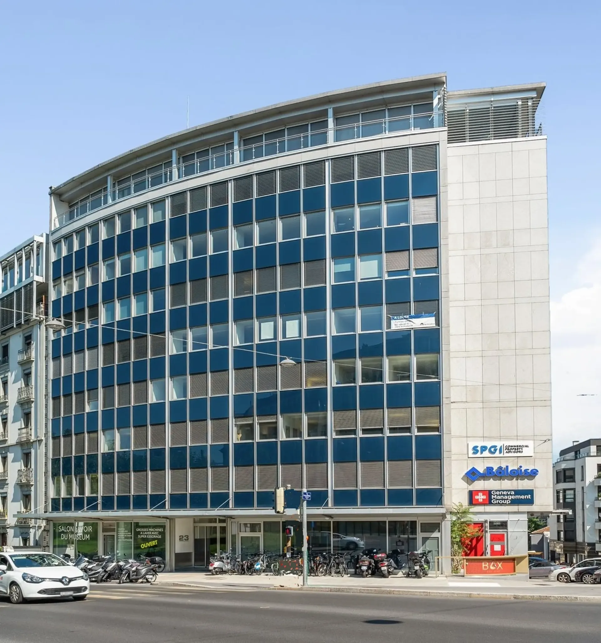 Arkade von 183 m2 + Keller