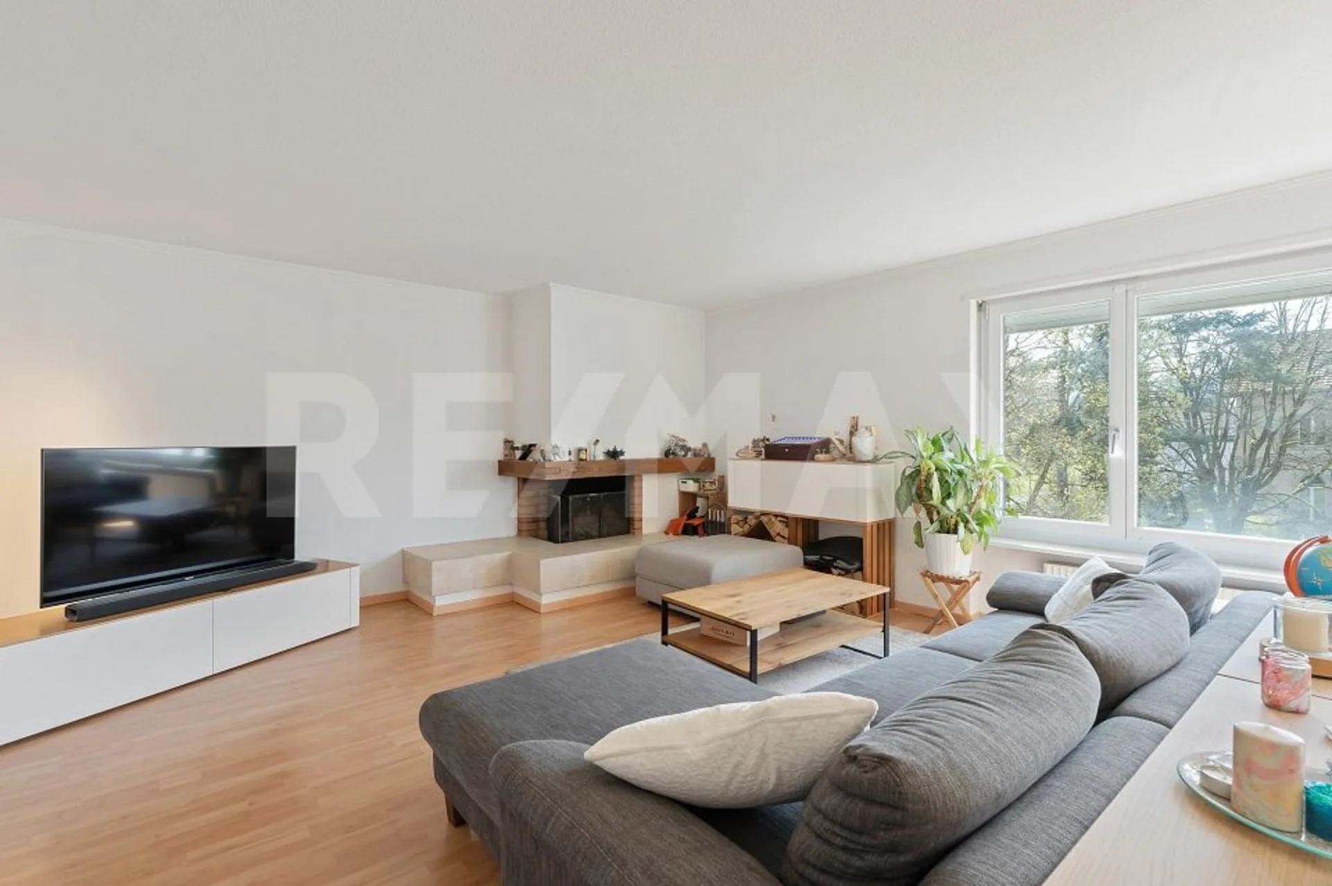 Charmante 4.5-Zimmer-Eigentumswohnung mit Balkon in der historischen Altstadt von Lenzburg