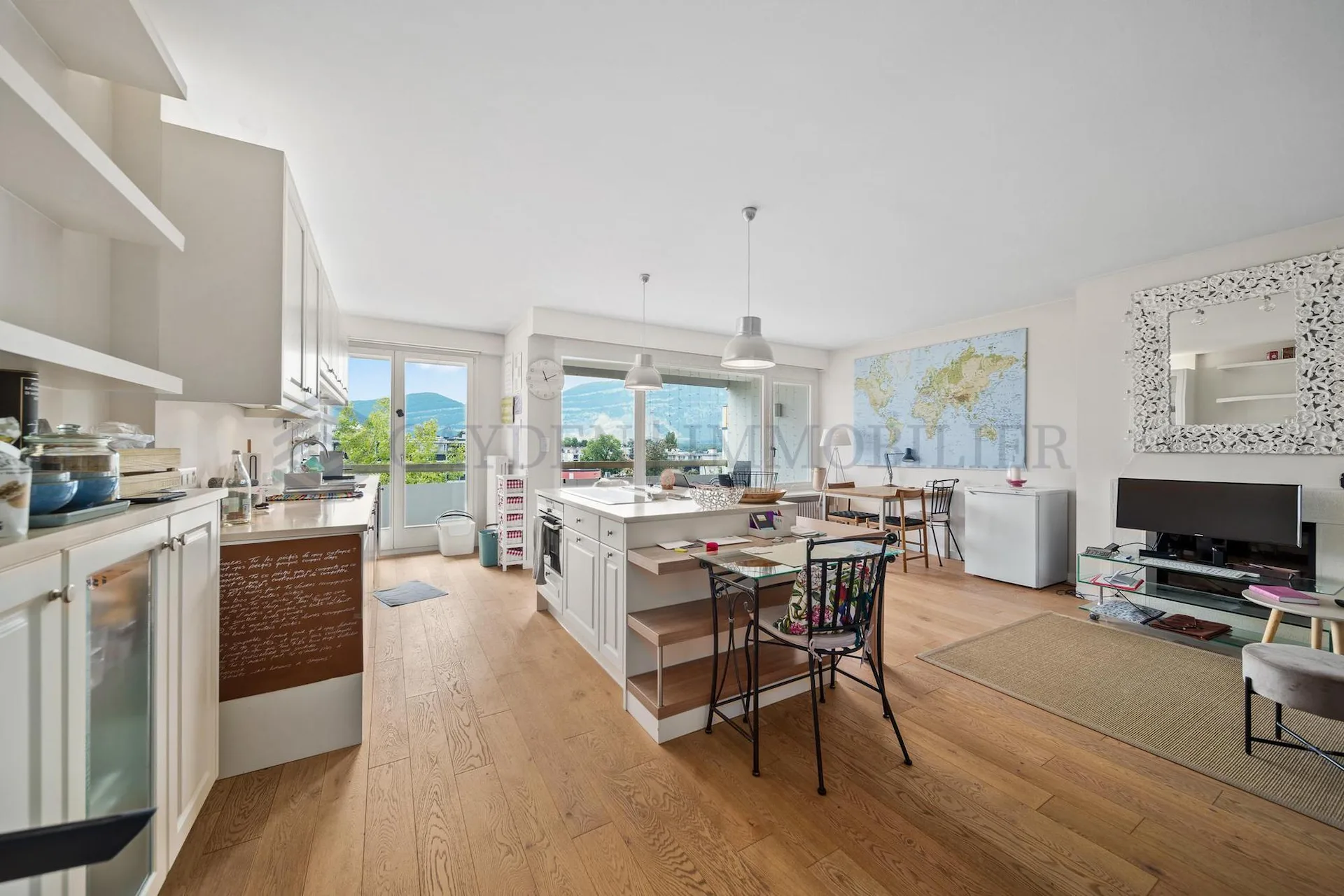 3 Zimmer-Penthouse im Herzen von Florissant