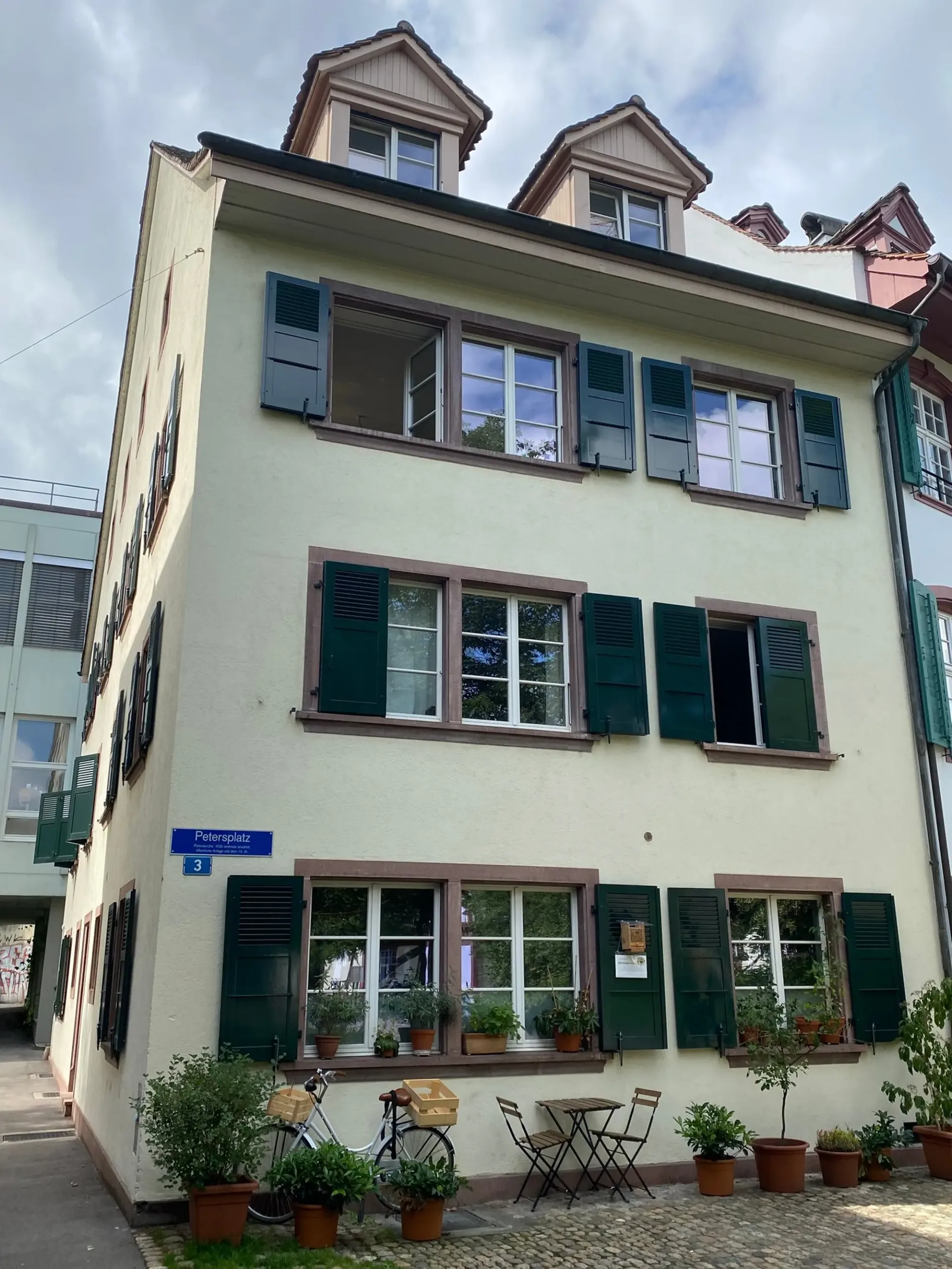 Bel appartement 2 pièces dans un excellent emplacement à Bâle