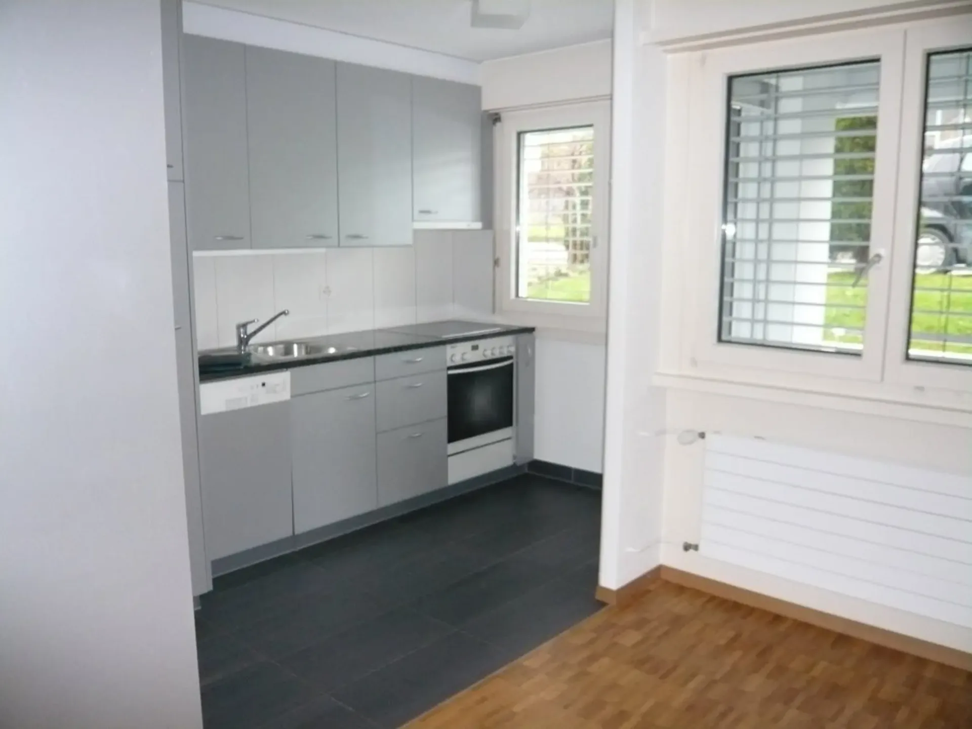 Bright 2.5-room apartment