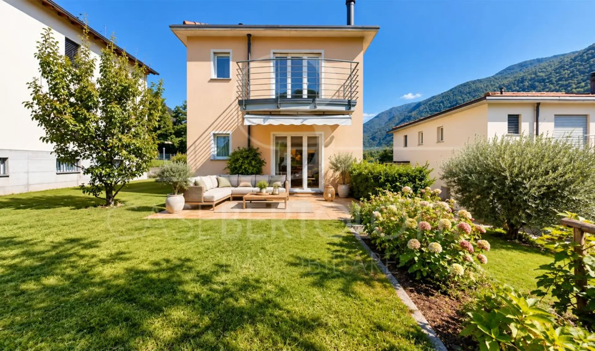Famiglia. Spazio. Casa.