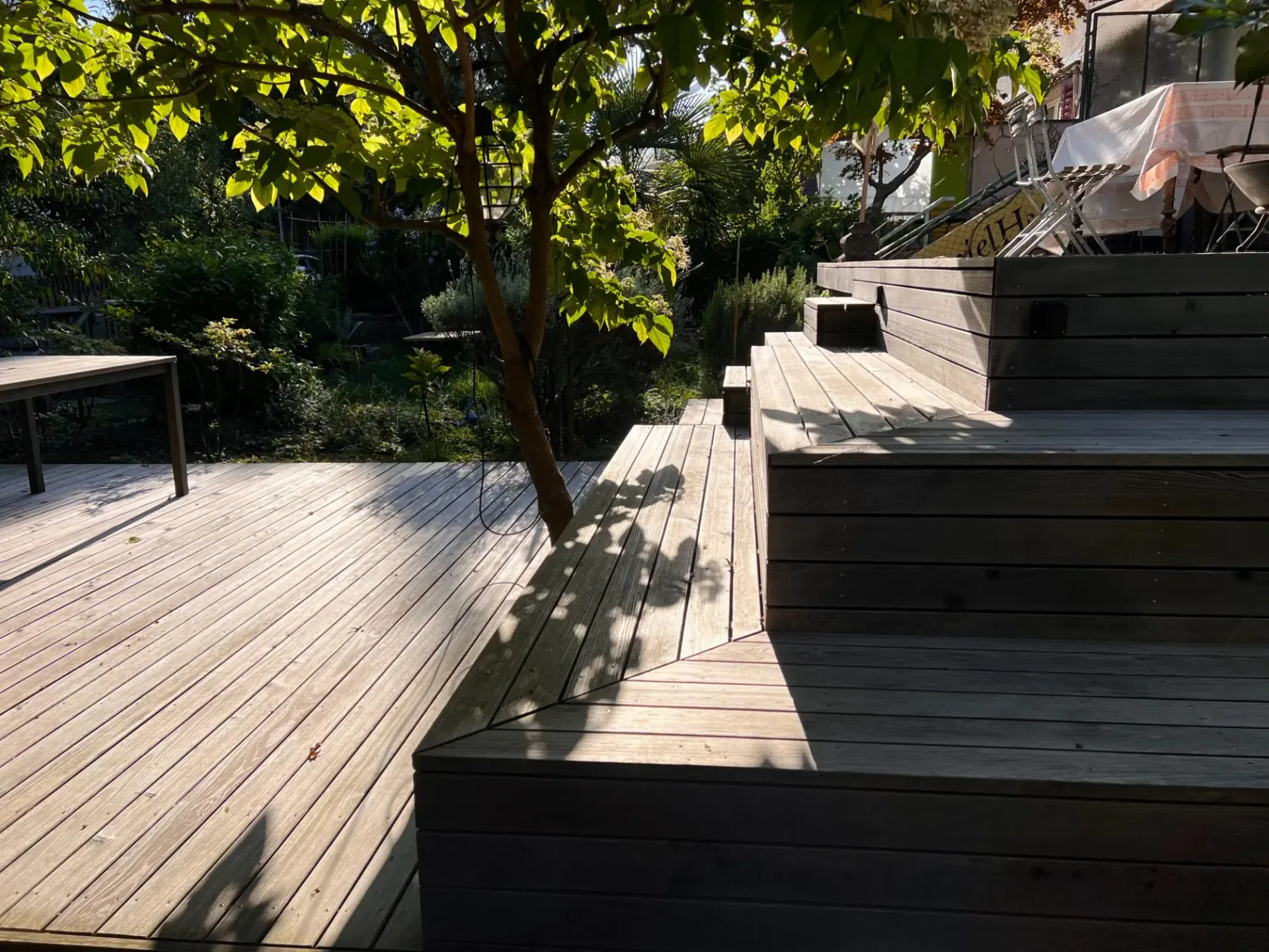 Charming 5.5-room row house with large terrace and garden in Zürich-Oerlikon