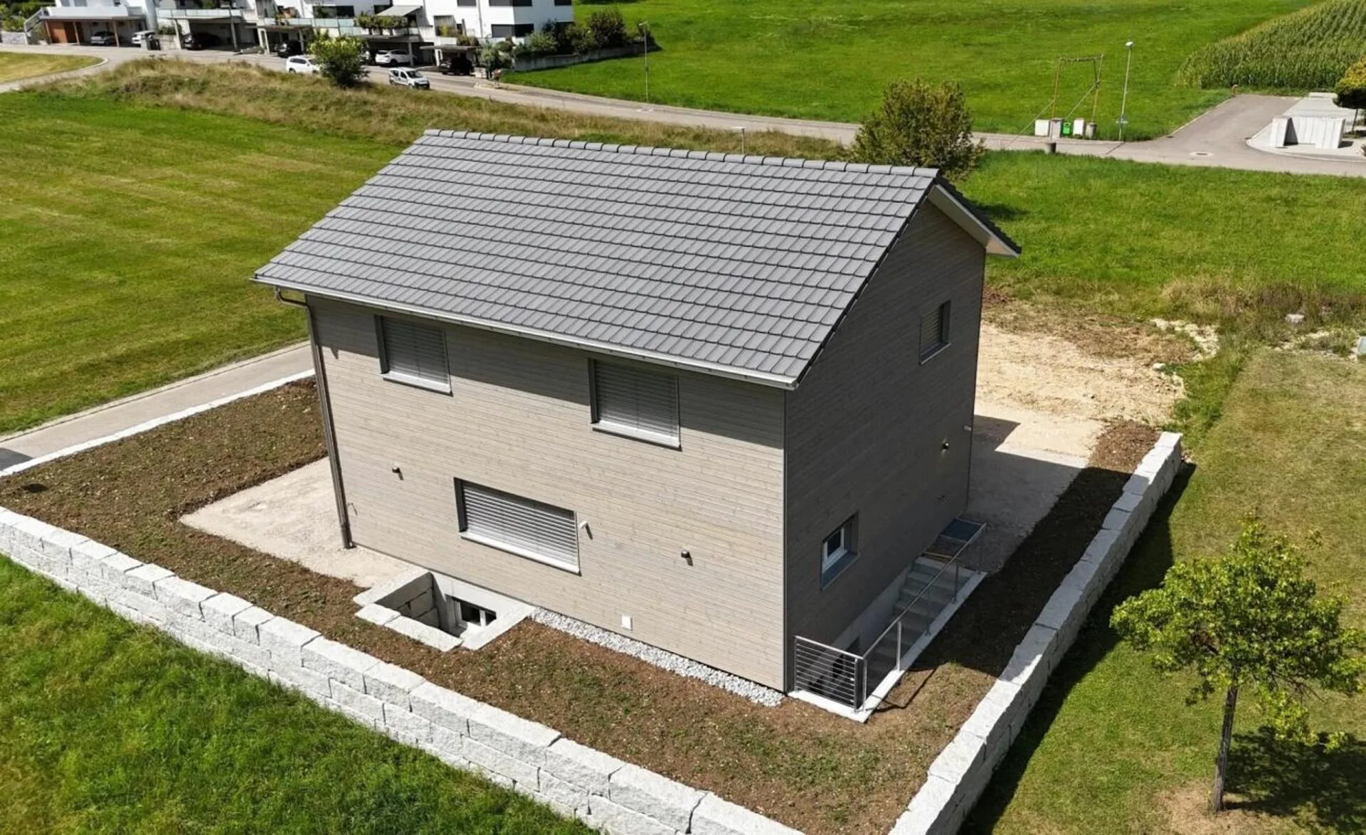 Unweit von Bubendorf befindet sich dieses moderne und neuwertige Haus