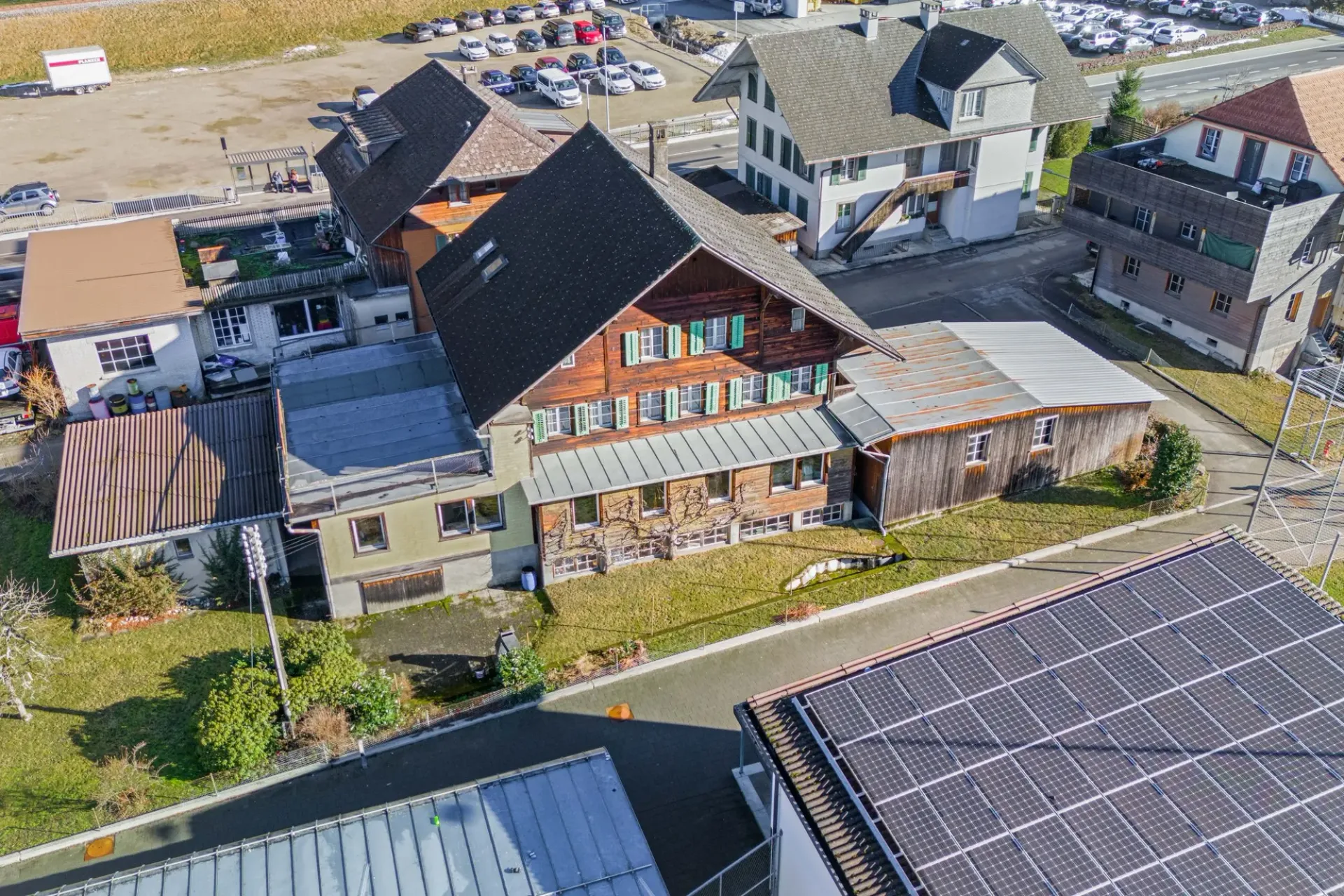 AgentSelly - Haus mit Werkstatt und Einlegerwohnung