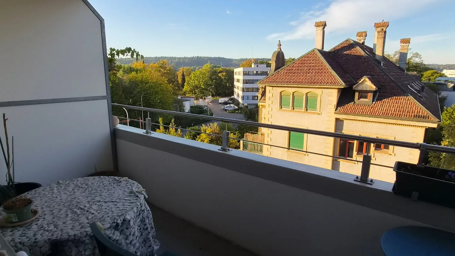 Helle 2.5-Zimmerwohnung mit grossem Balkon und Aussicht in Solothurn