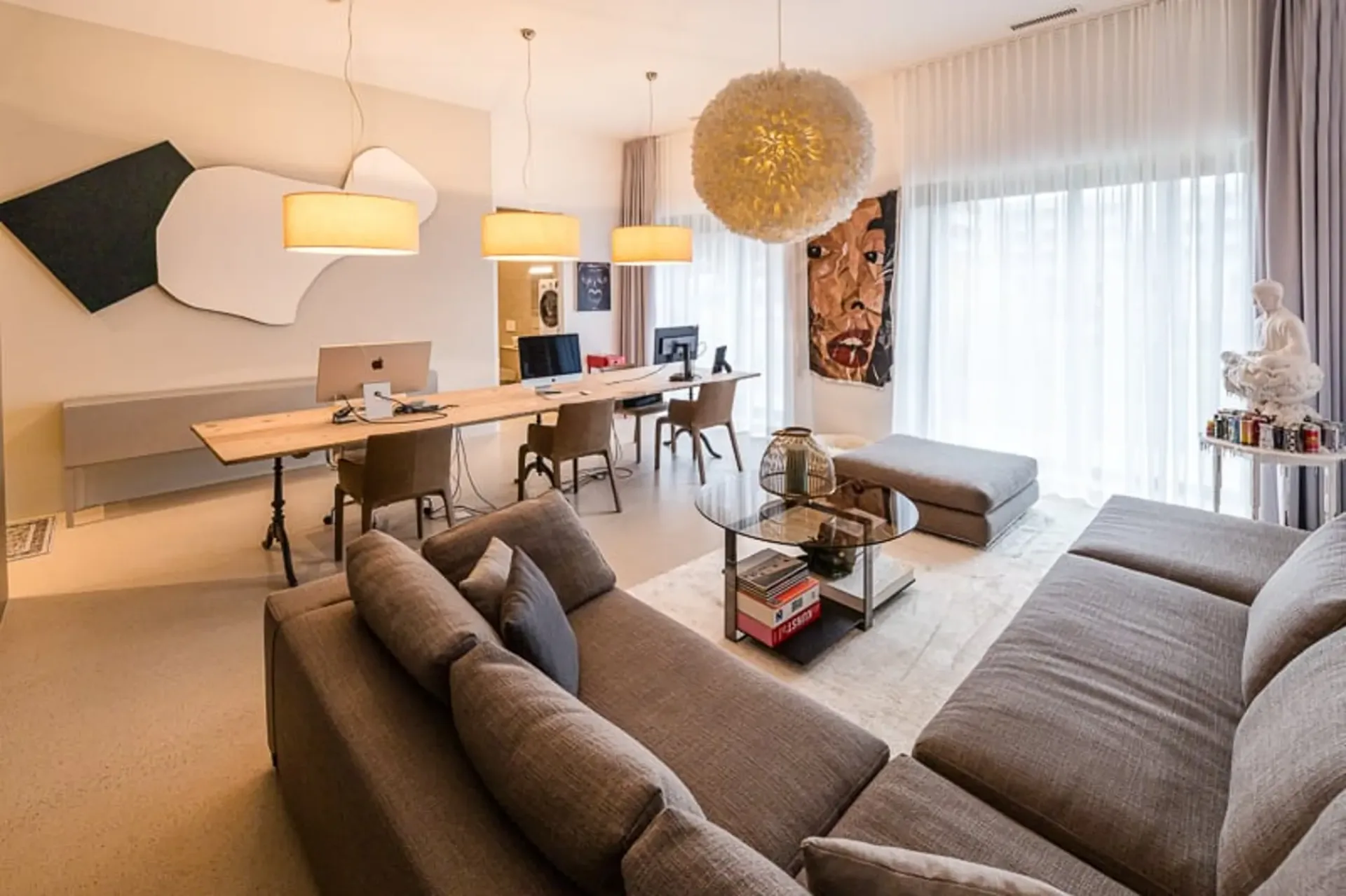 Flexibel nutzbares Studio mit hochwertigem Innenausbau