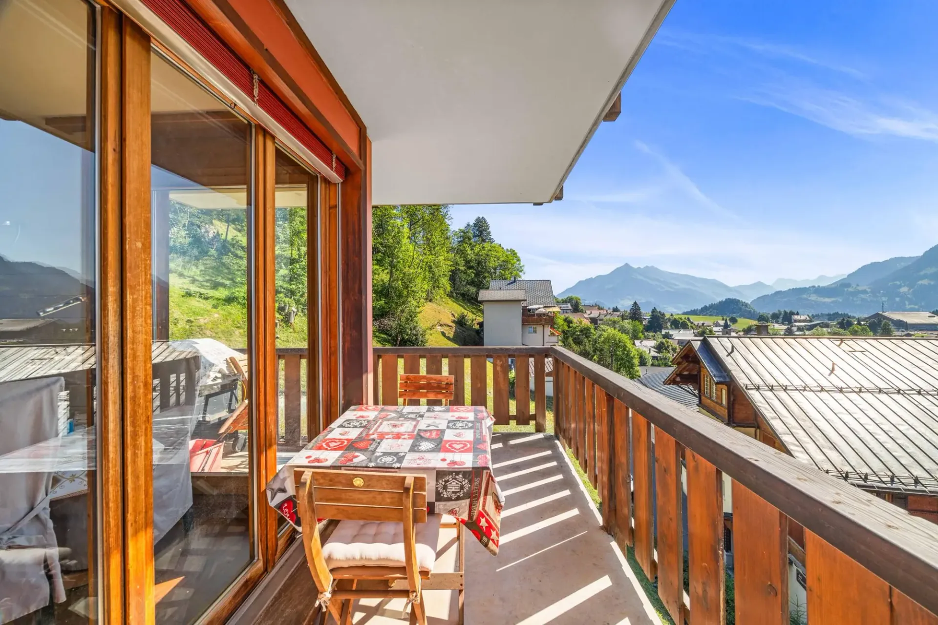 Schönes 2.5-Zimmer-Apartment mit Balkon