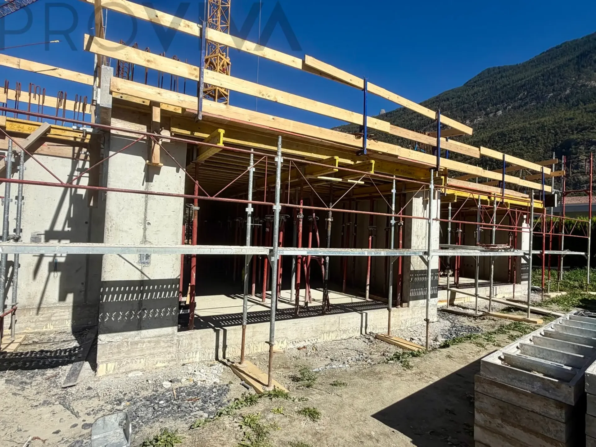 Exclusive corner villa in sunny Valais - Comfort and innovation