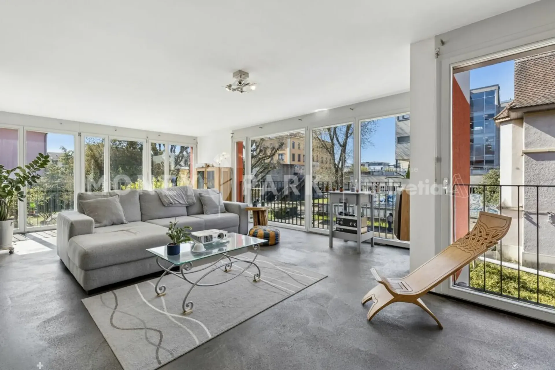 Grand appartement moderne et lumineux de 6.5-pièces