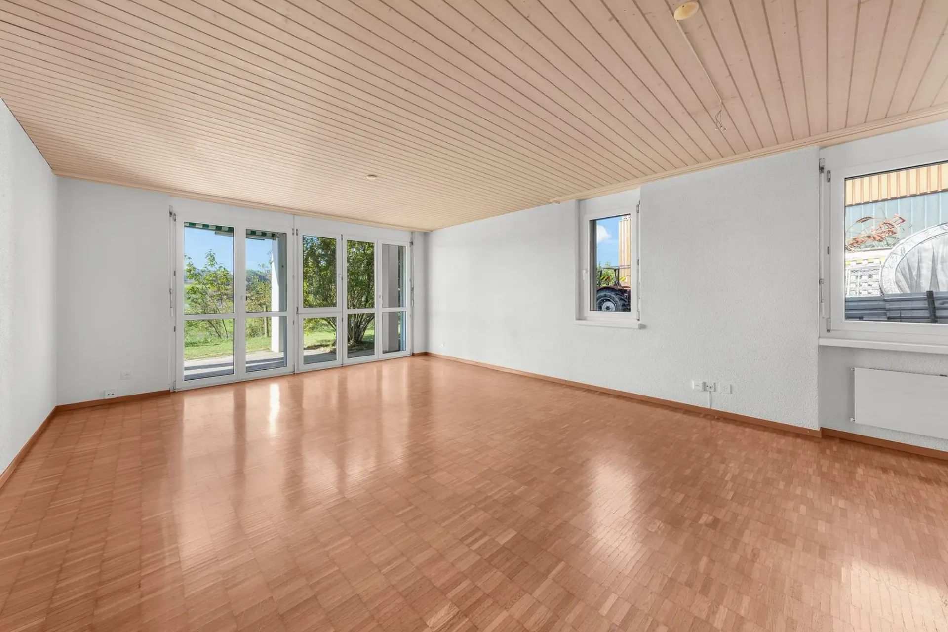 Living with a view: 4.5-room garden apartment with plenty of privacy