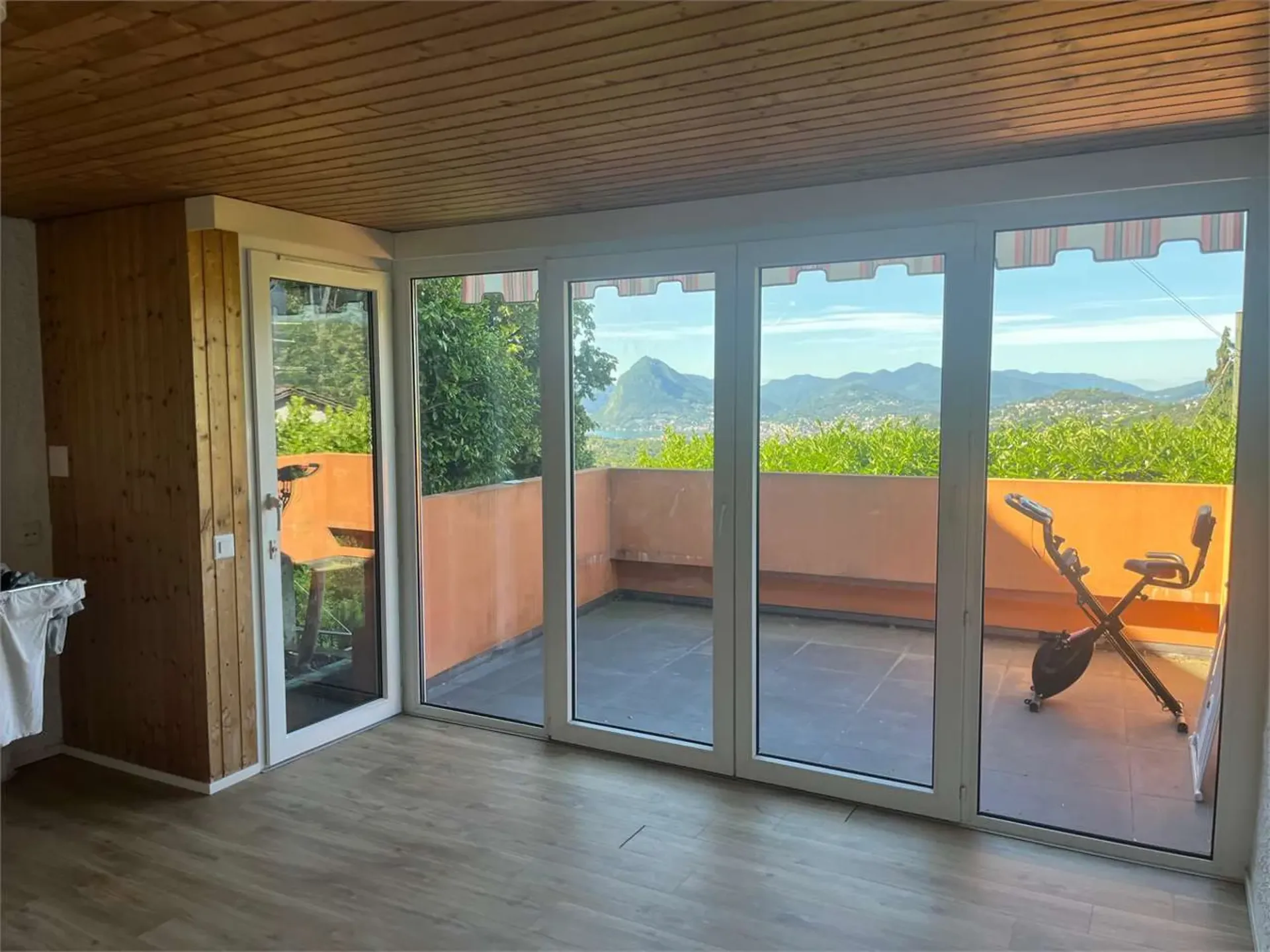 Miete 3 Zimmer mit Aussicht in Sonvico