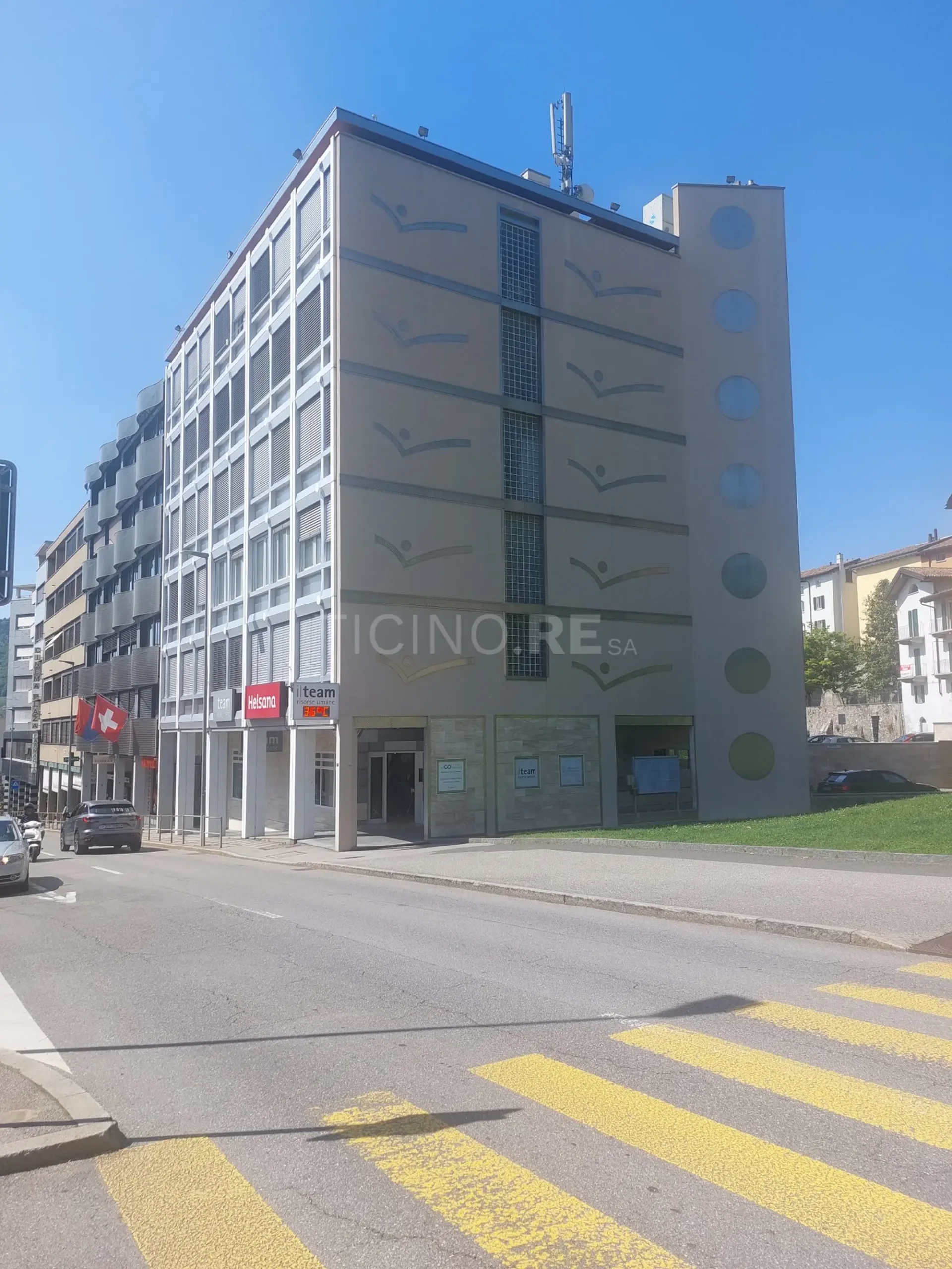 Gewerbegebäude in Mendrisio zum Verkauf