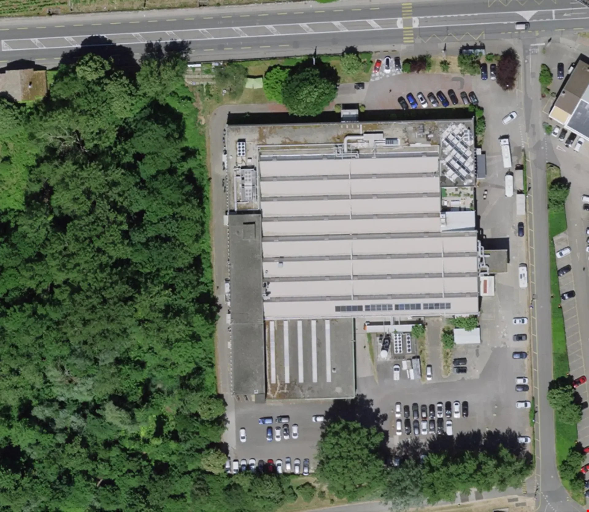Parkplatz zugänglich 24/7 - Standardgröße
