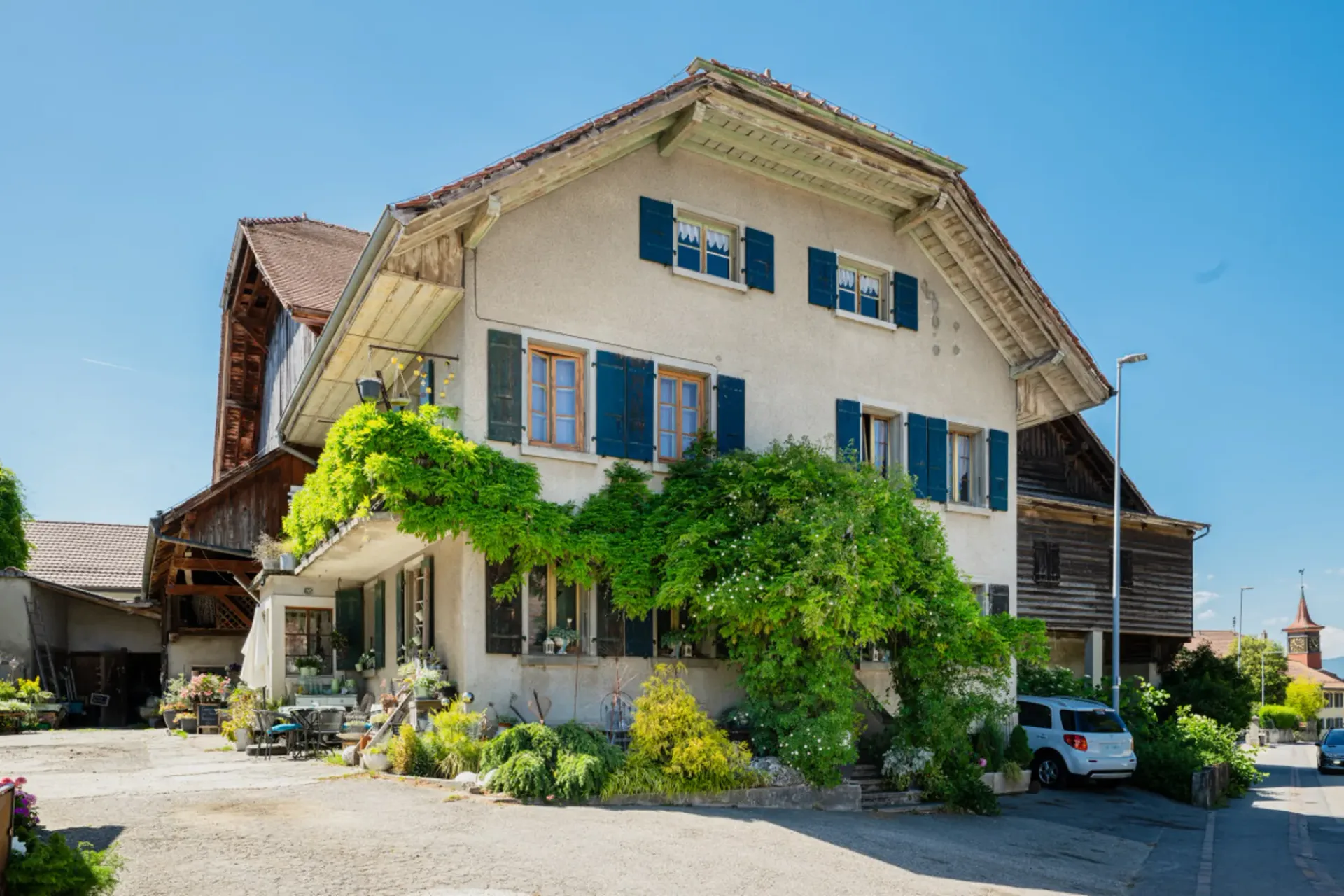 EXKLUSIVITÄT: Altes Bauernhaus mit Potenzial für die Schaffung mehrerer Wohnungen