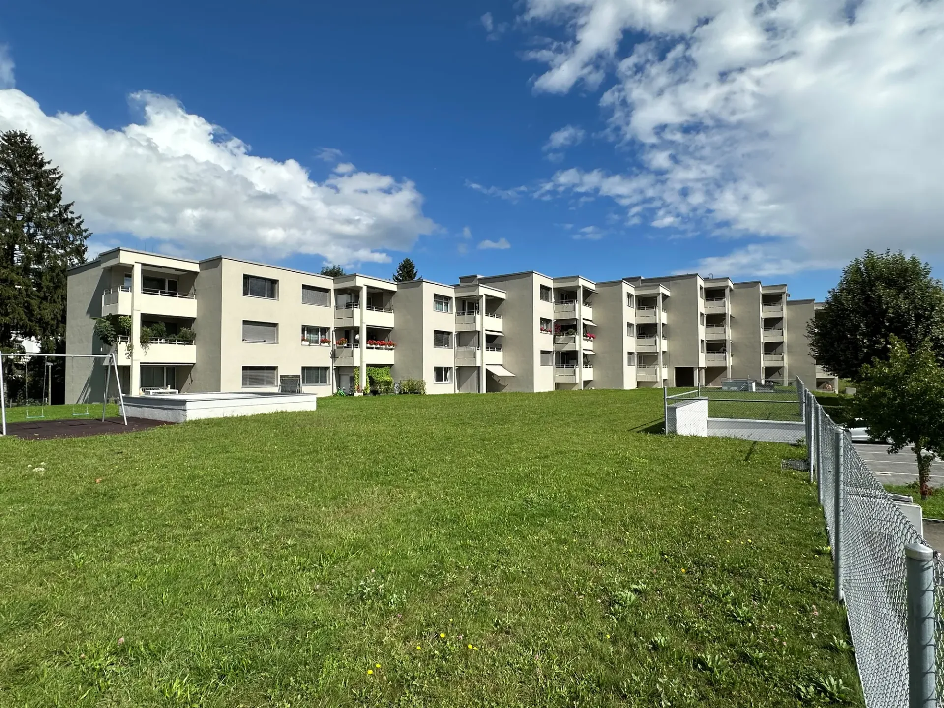 Renovated apartment in the green