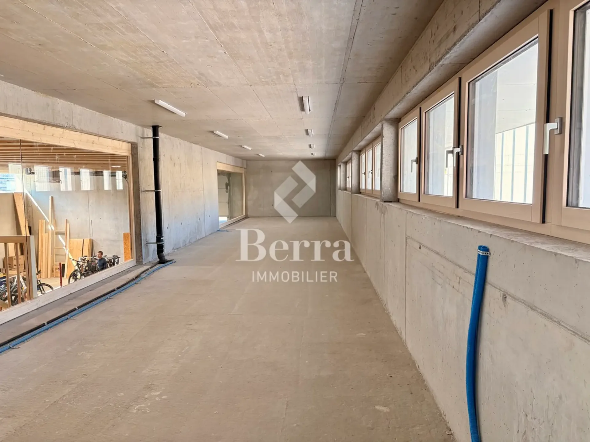 117 m² Neu für Ihre Aktivität - Strategische Lage in Martigny