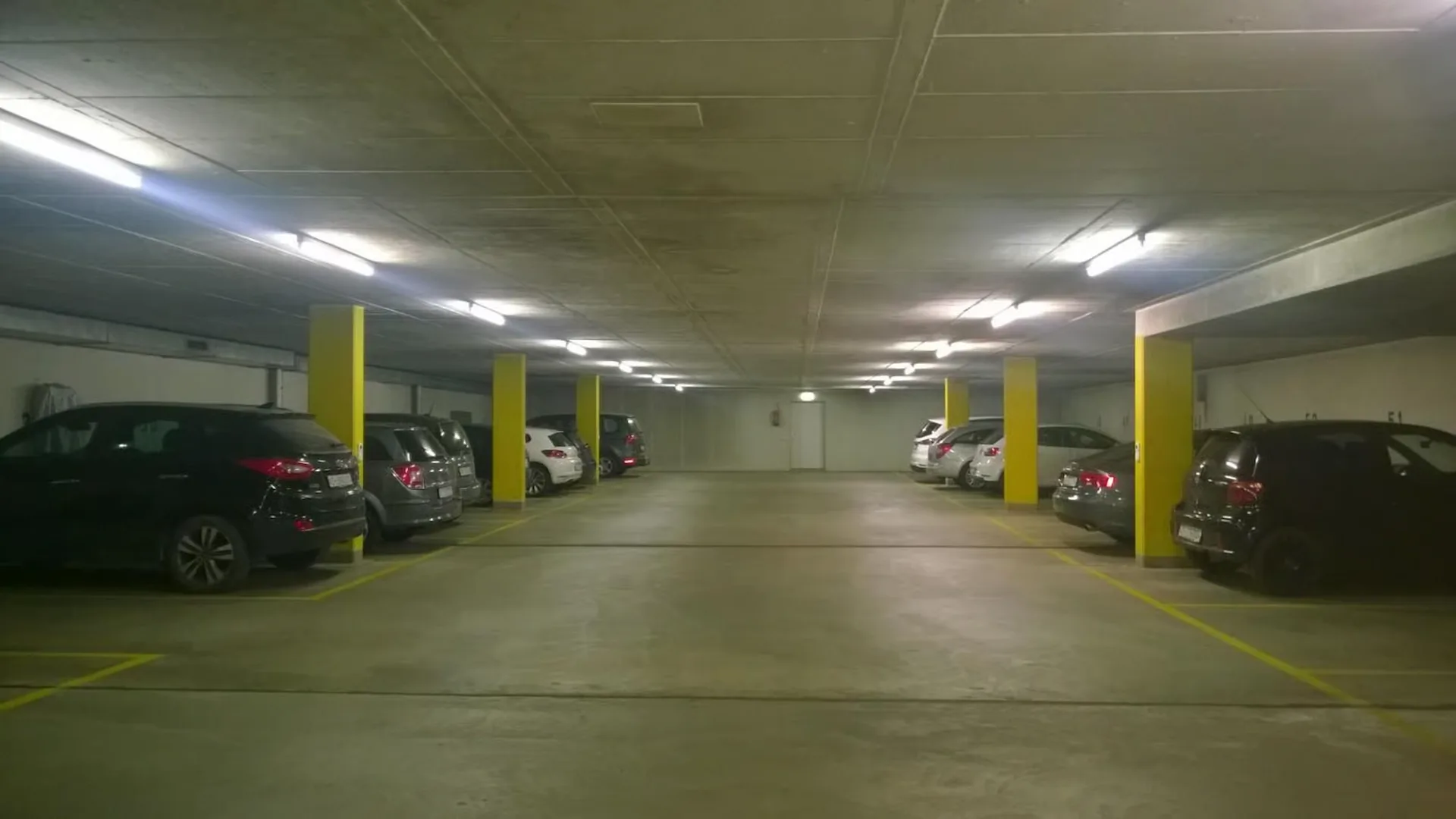 Garage space for rent