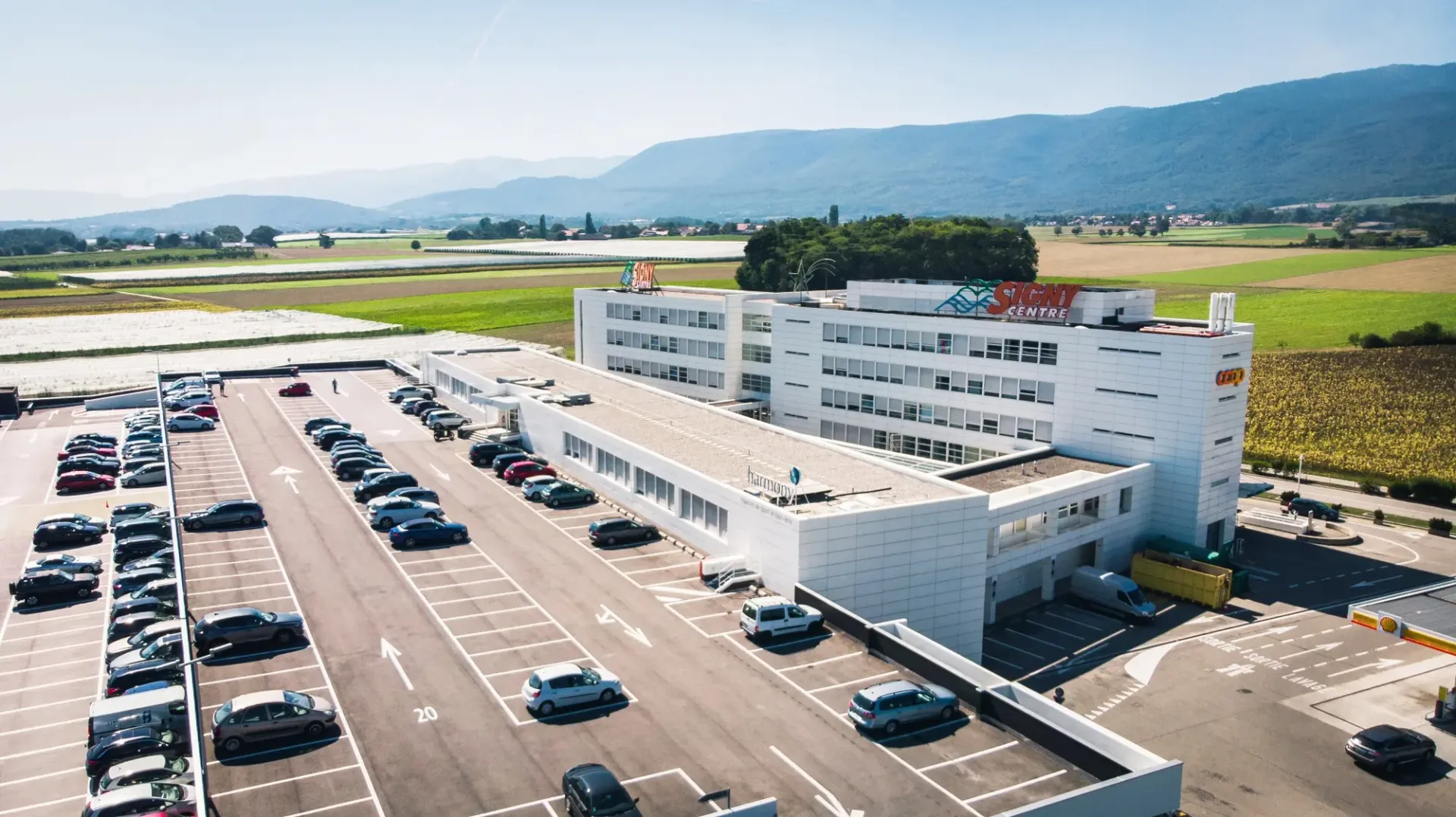 Zu vermieten: Moderne Büros von etwa 200 m² im Zentrum eines Einkaufszentrums