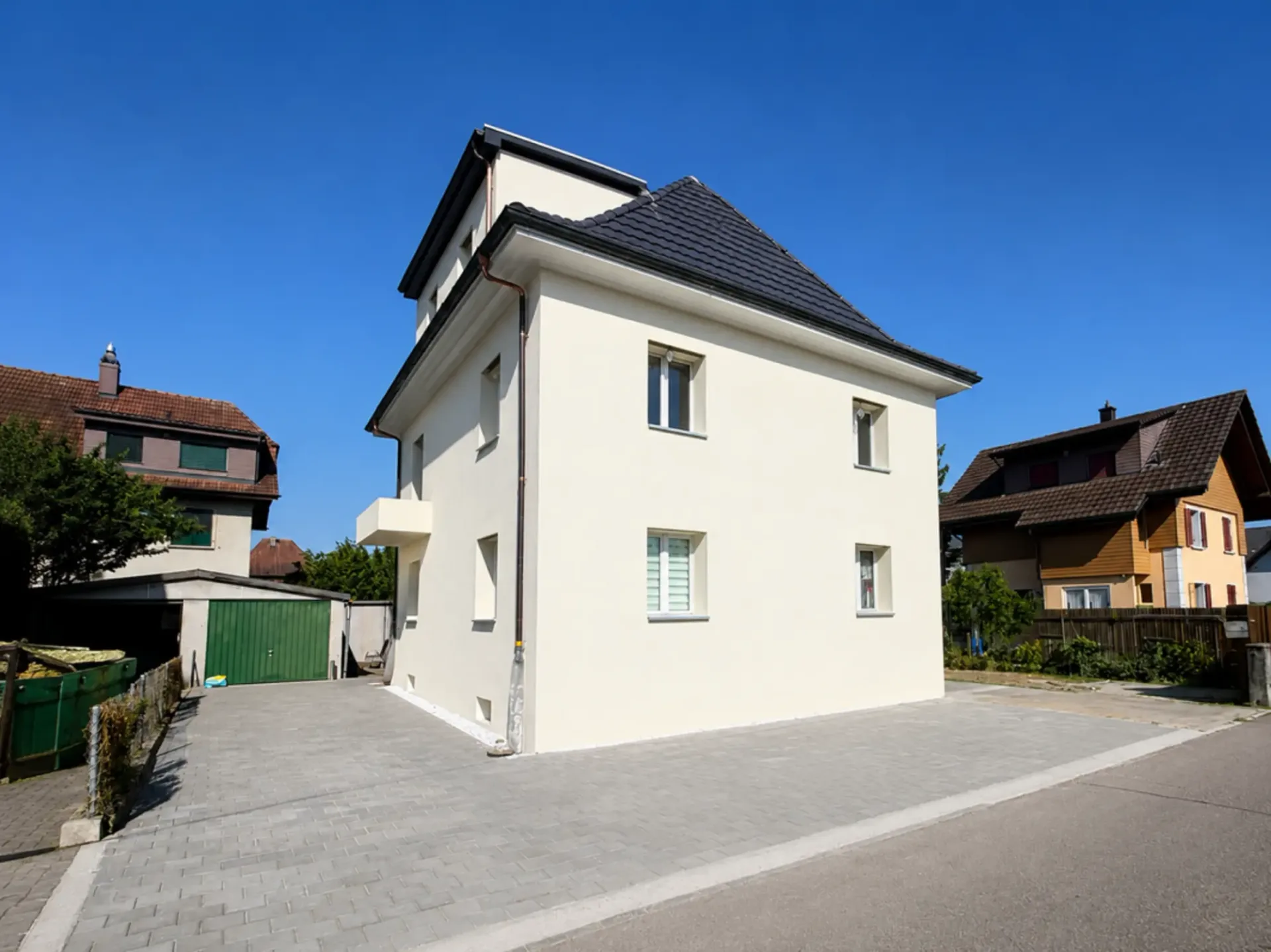 Appartement 3 pièces dans un endroit calme et central
