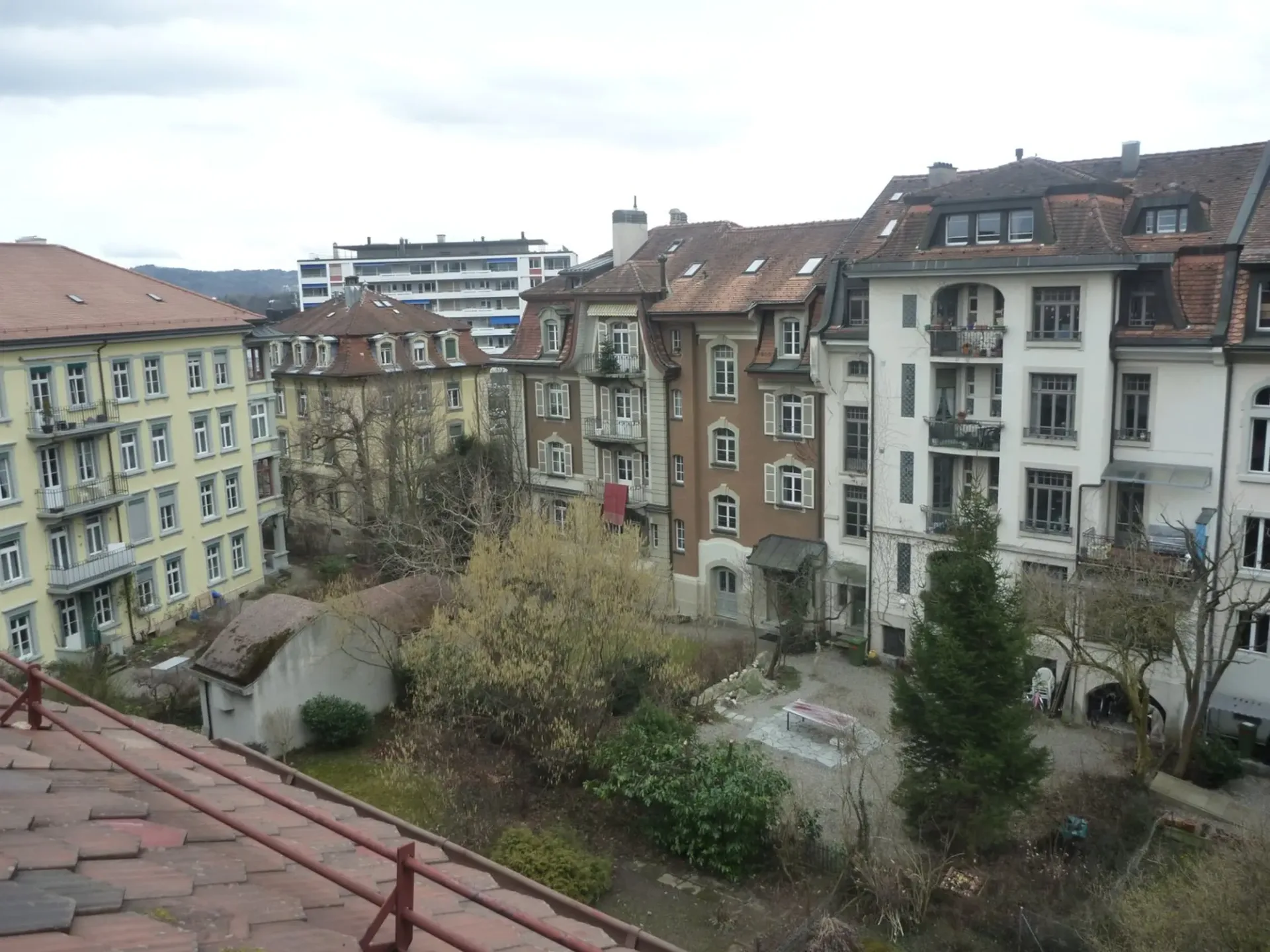 gemütliche 2-Zimmer-Dachwohnung im Beaumont-Quartier
