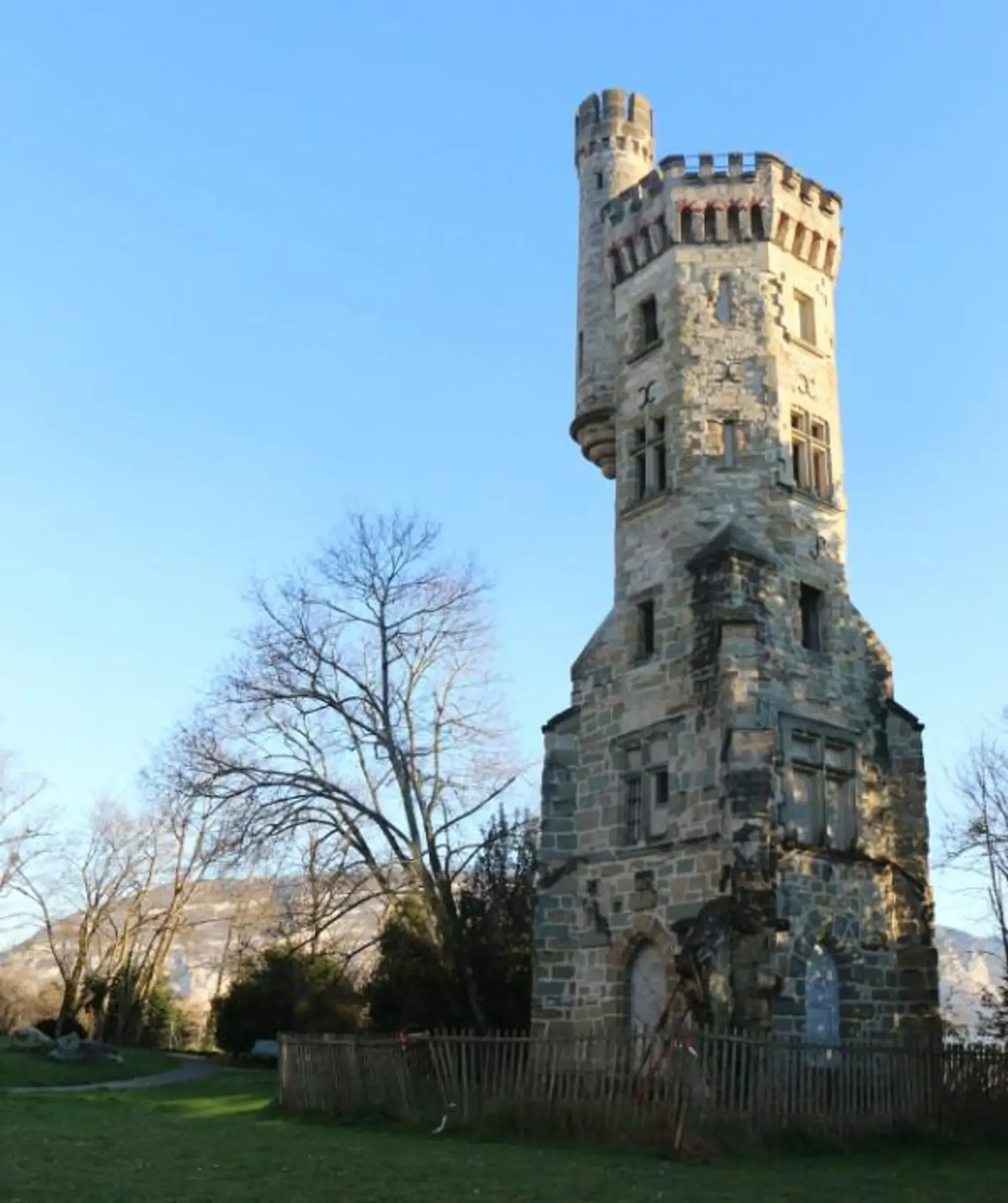 Tour-de-Champel: Elegant renoviertes Apartment mit spektakulärer Aussicht