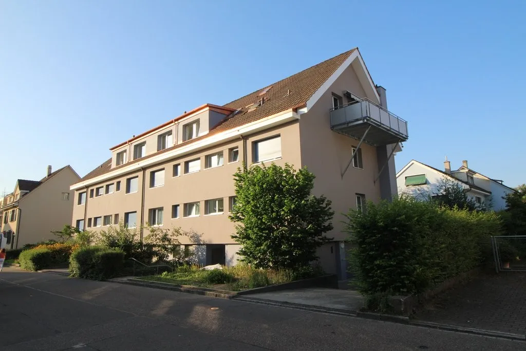Ein glücklicher Wohnungsstart!