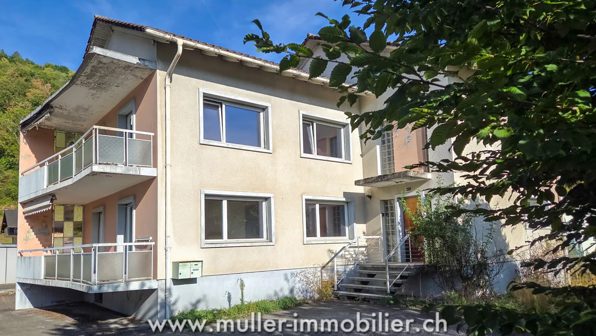 Haus mit 2 Wohnungen in Monthey