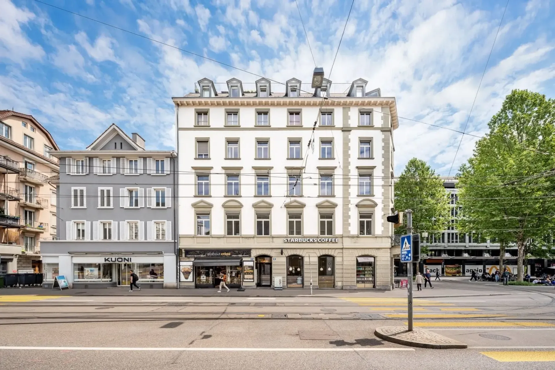 228 m² di ufficio al 3° piano su Seestrasse, Zurigo - in affitto