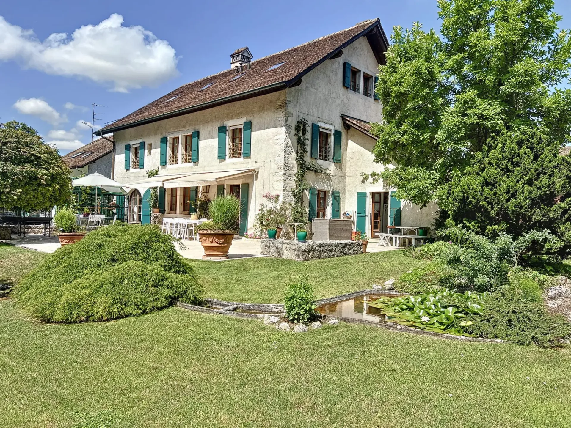 Casa affascinante nel cuore di Veyrier