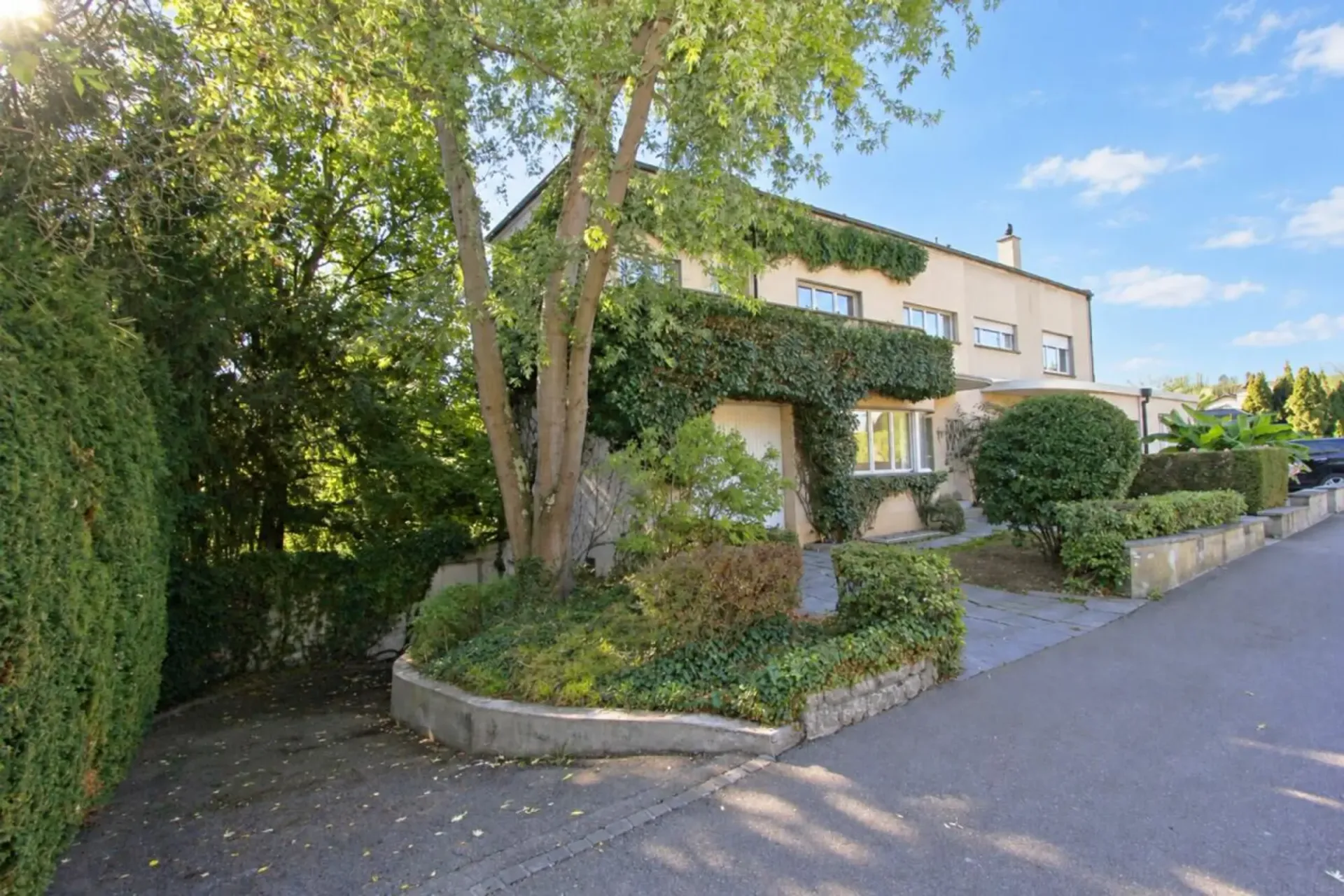 Bottmingen Oberwilerstrasse 39