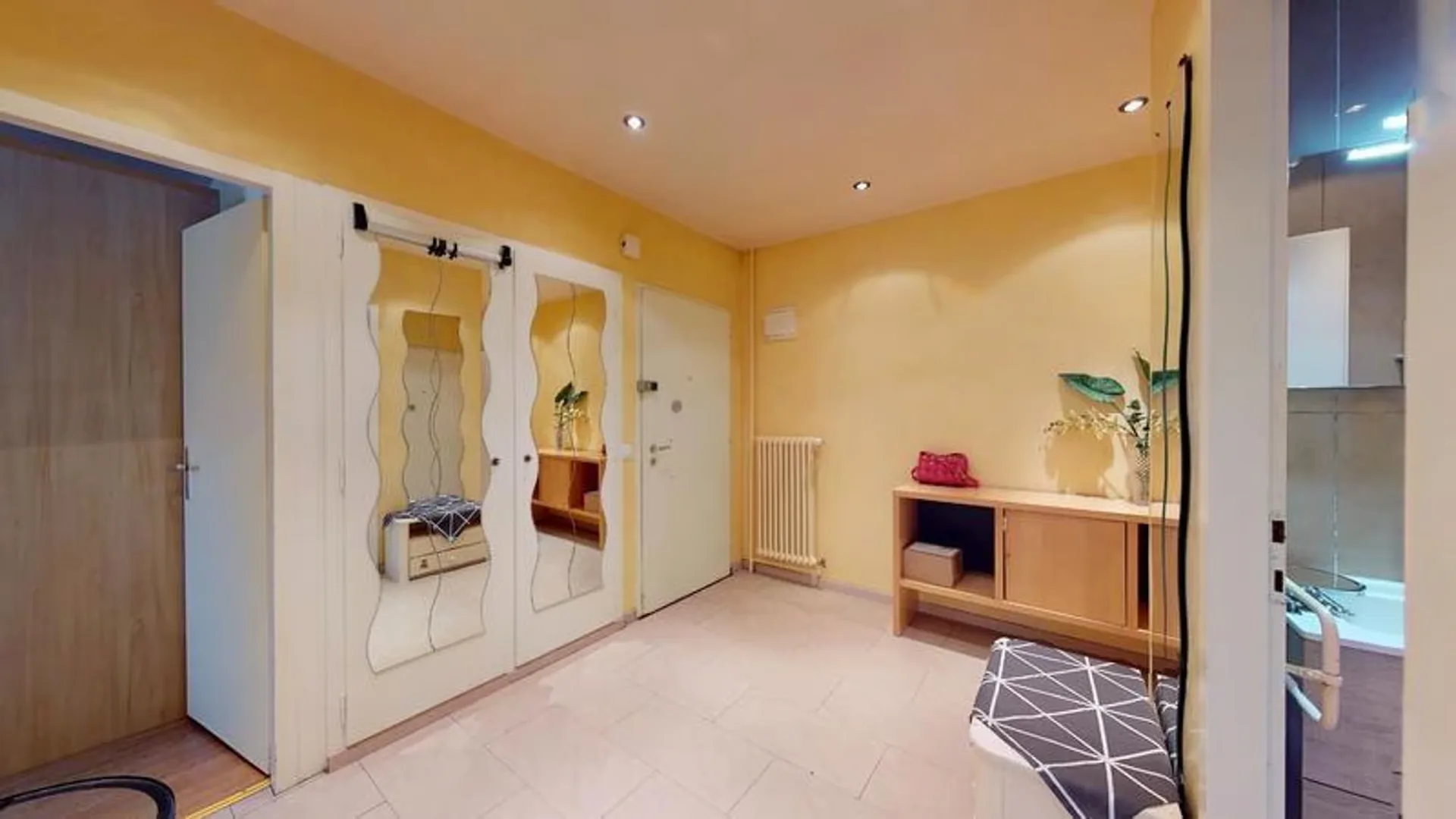 APPARTEMENT 4 PIÈCES À GENÈVE - LANCY, MEUBLÉ