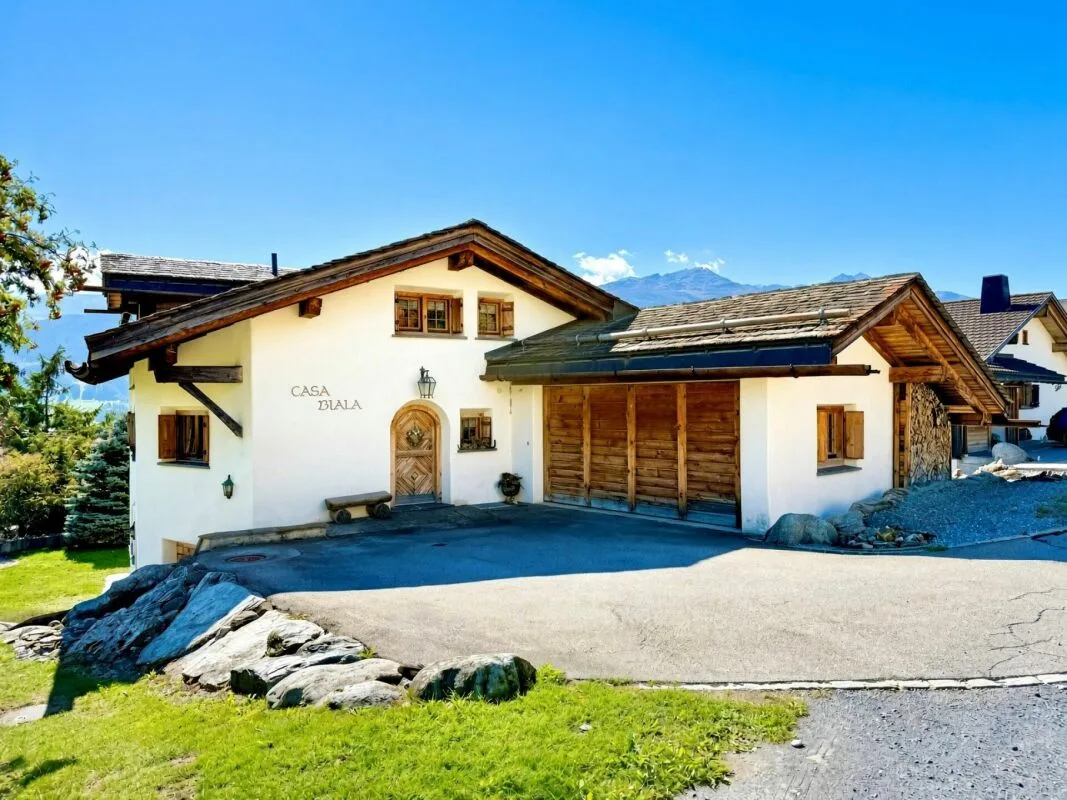 MAISSEN-Einfamilienhaus mit Einliegerwohnung