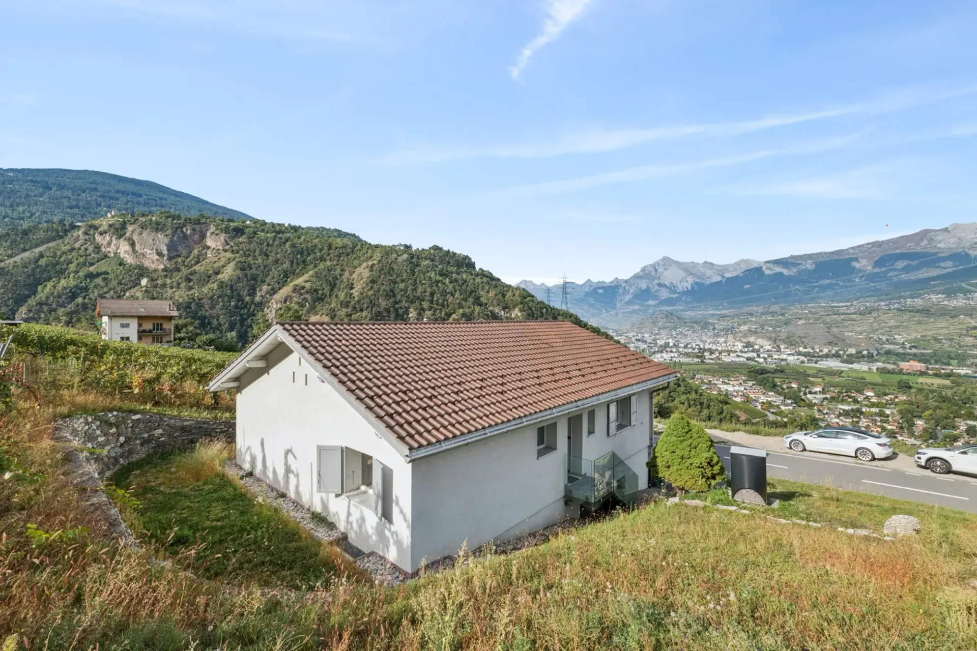 Detached house with panoramic view and privileged surroundings