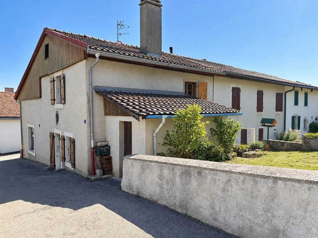 Maison villageoise pleine de potentiel au cour d'Arzier